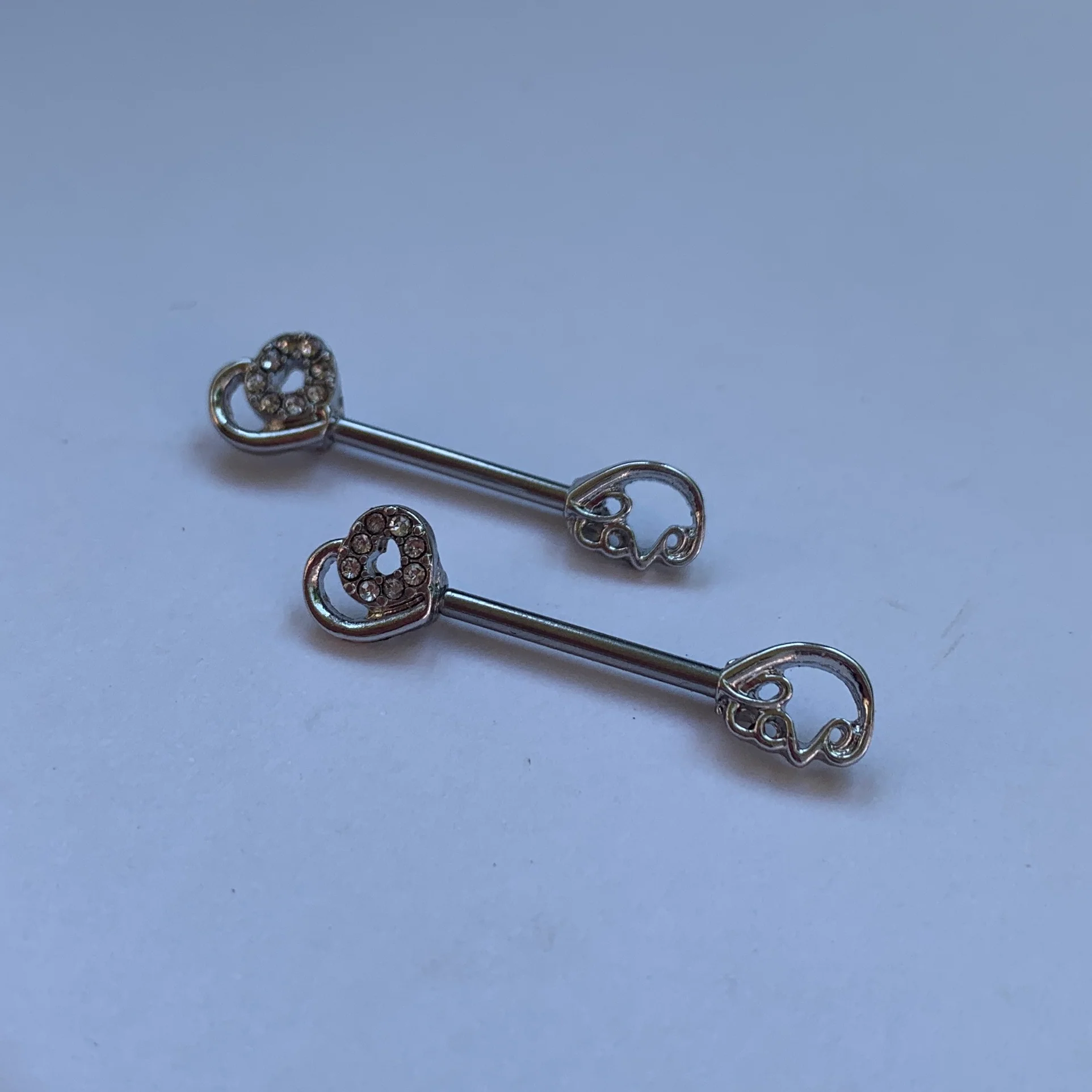 14G 5/8 Clear Gem Heart Swirl Barbell Nipple Ring Set - Image 2