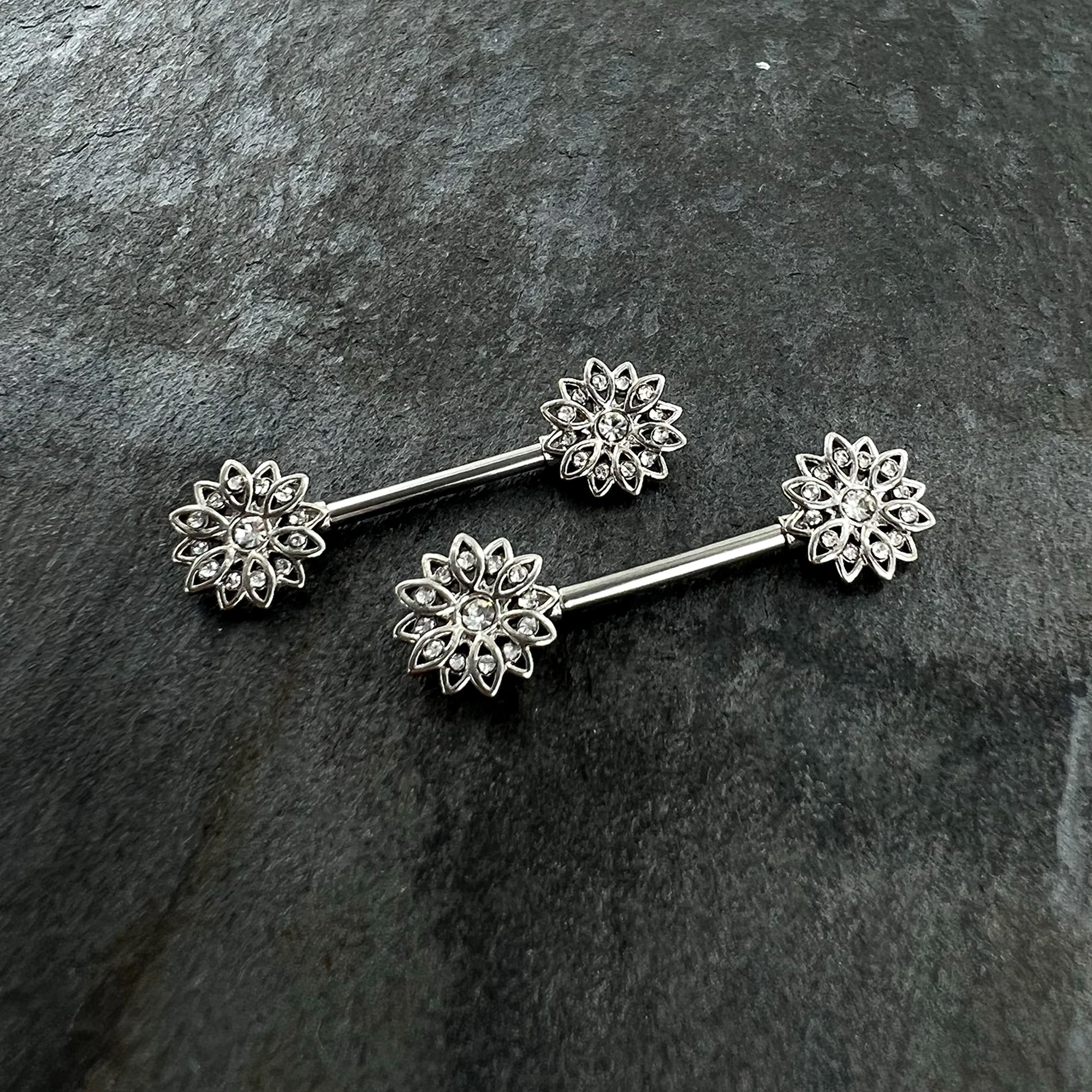 14G 9/16 Clear Gem Rococo Starry Flower Barbell Nipple Ring Set - Image 4