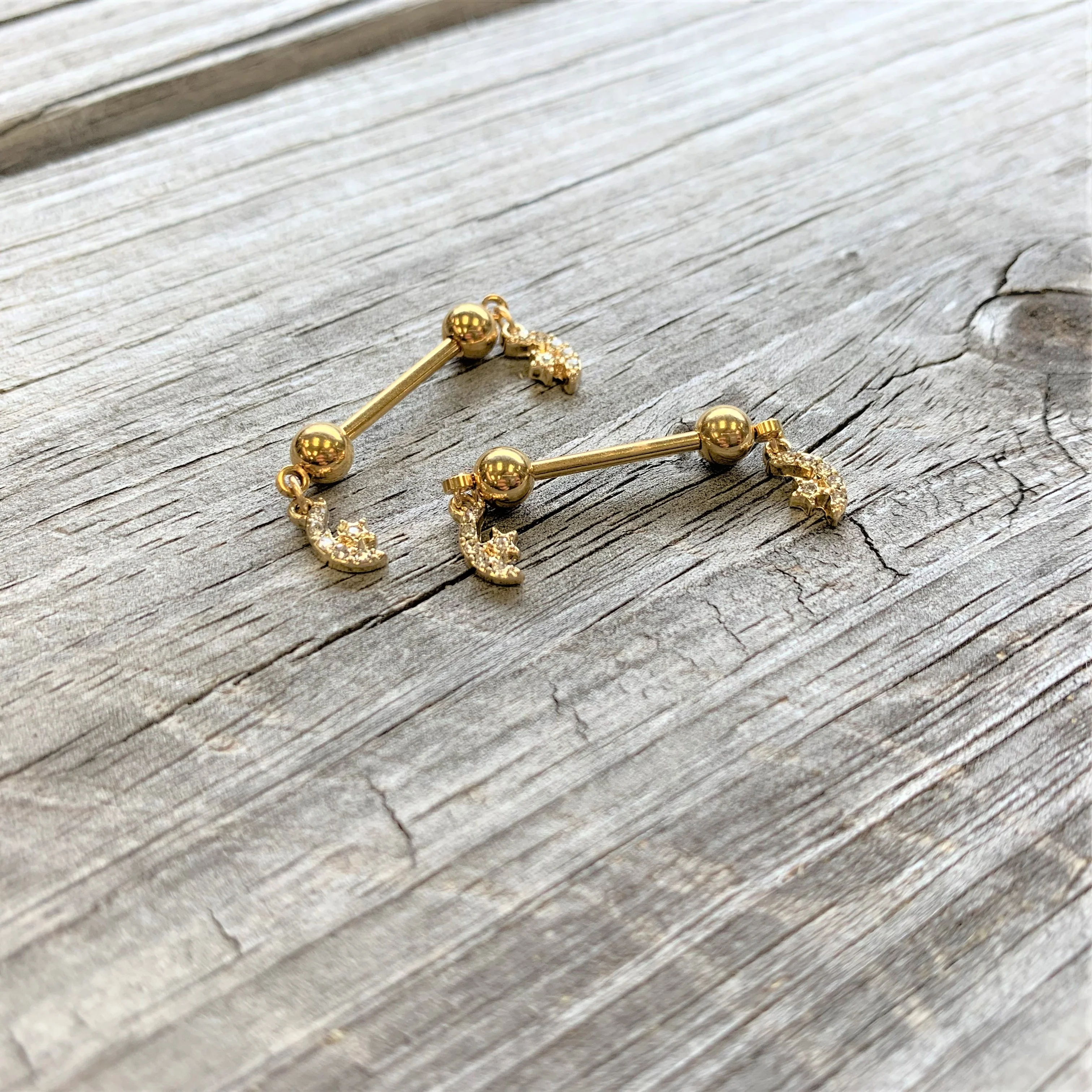 14G 9/16 Clear Gem Gold Tone Moon Dangle Barbell Nipple Ring Set - Image 2
