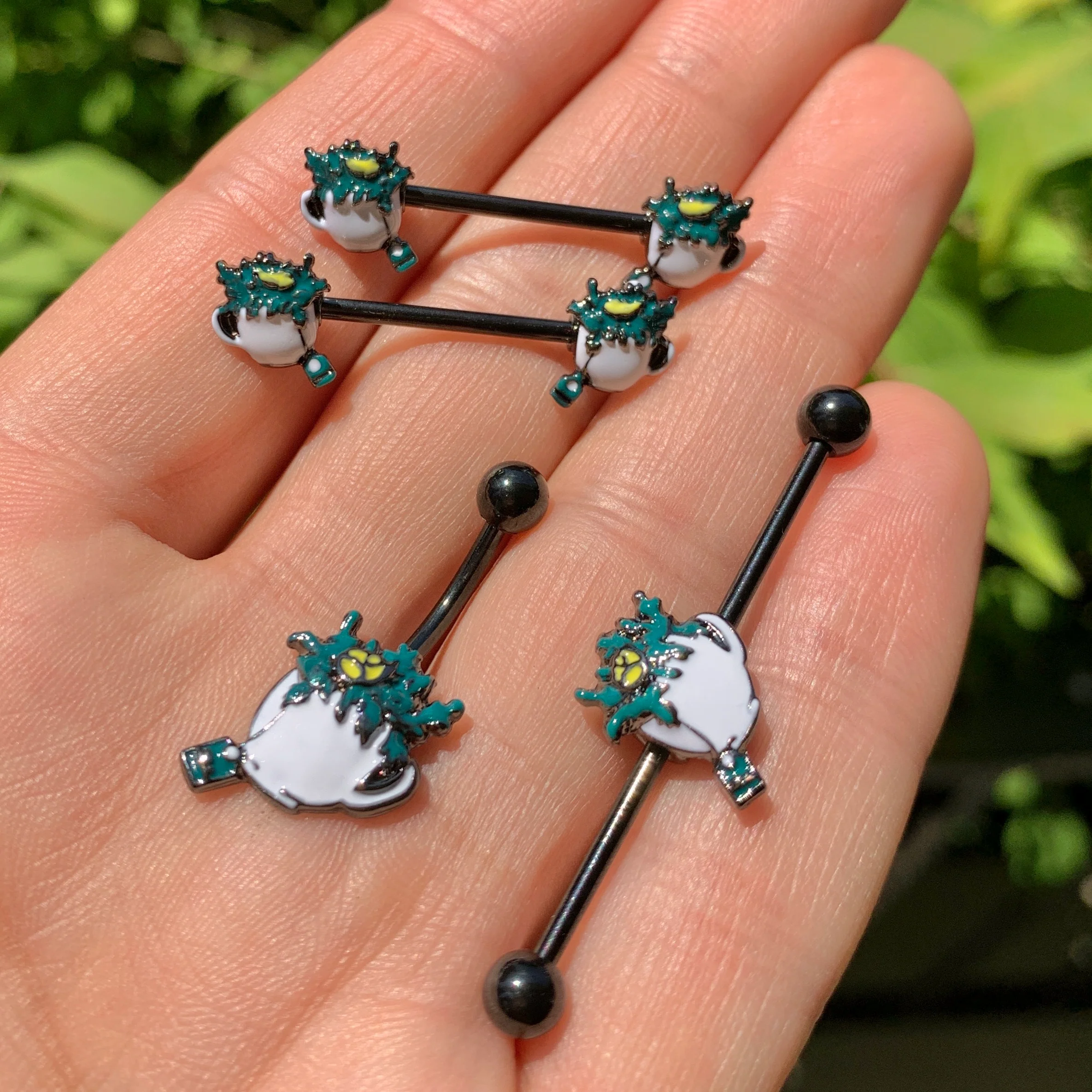 14G Black Creepy Halloween Tea Industrial Barbell 38mm - Image 2