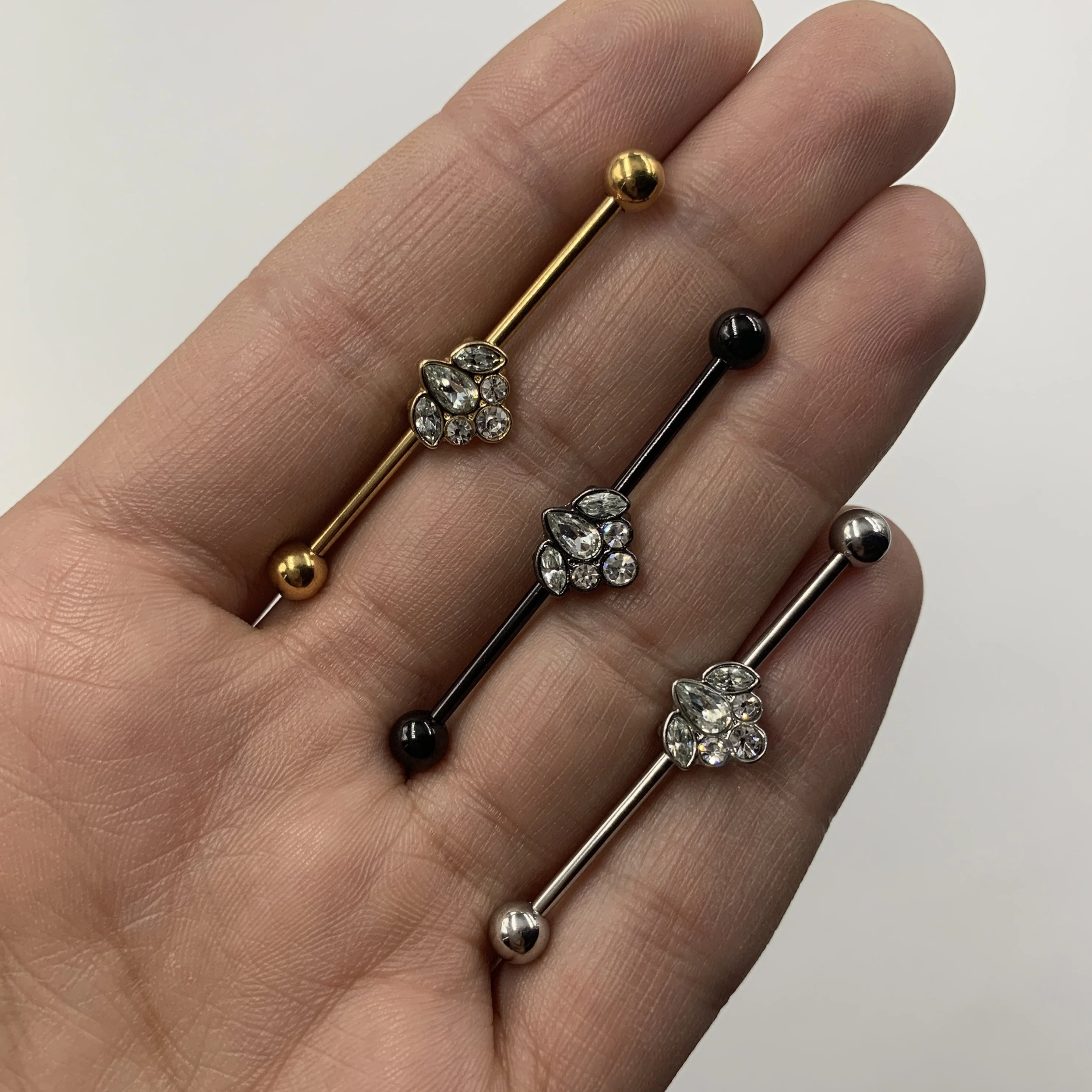14G Clear Gem Gold Tone Anodized Cluster Industrial Barbell 38mm - Image 3
