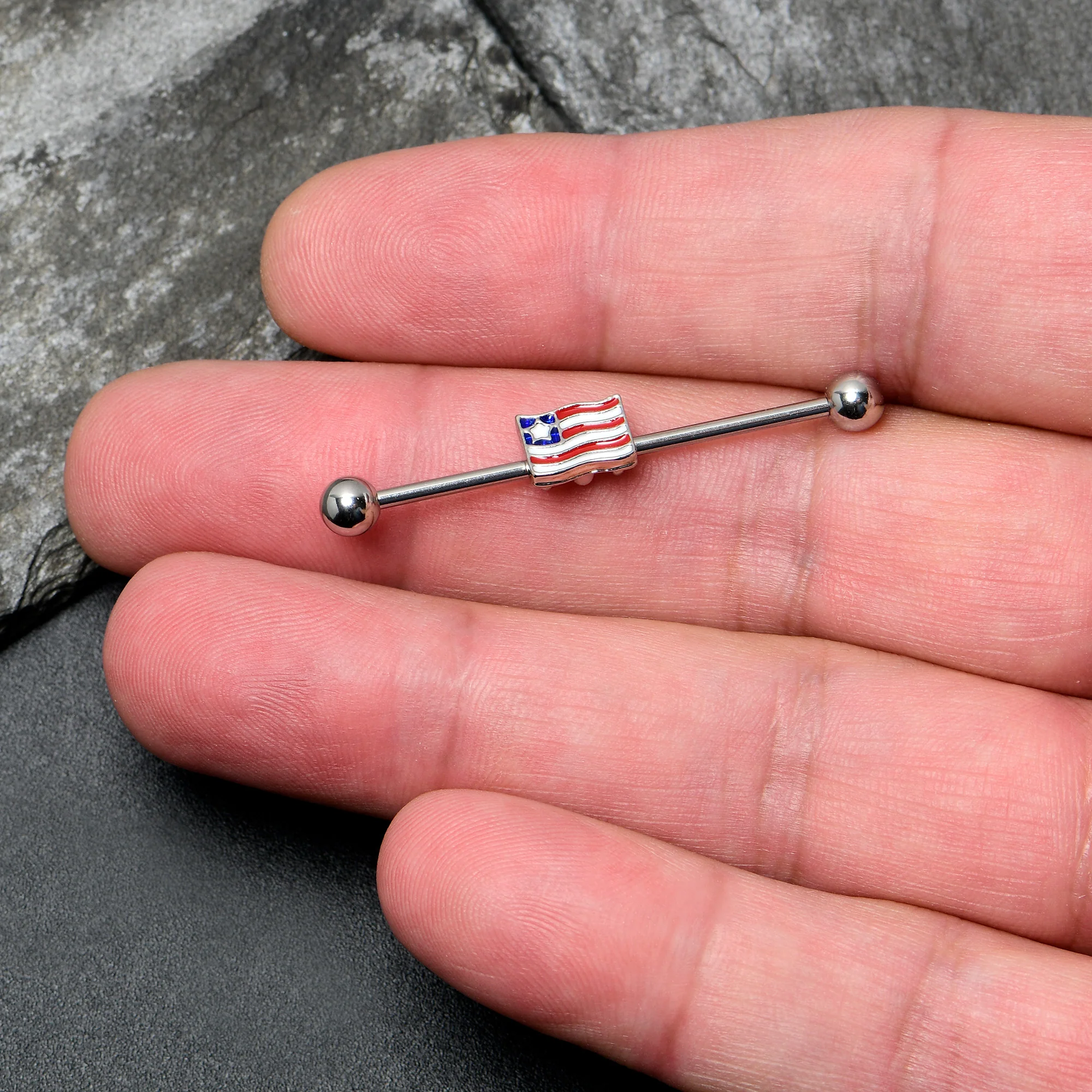 14G Patriotic Flag Industrial Barbell 38mm - Image 3
