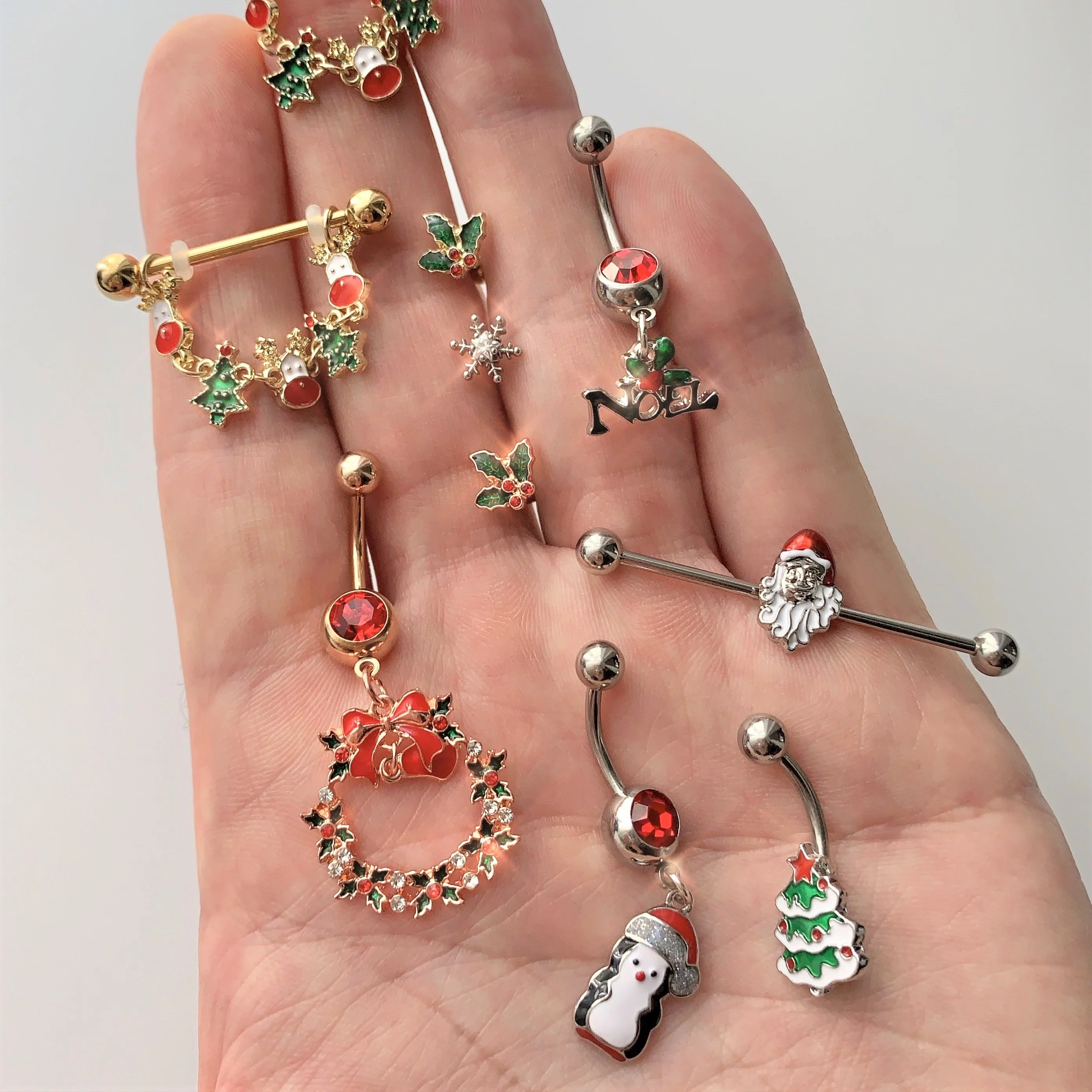 14G Red White Santa Christmas Industrial Barbell 38mm - Image 2