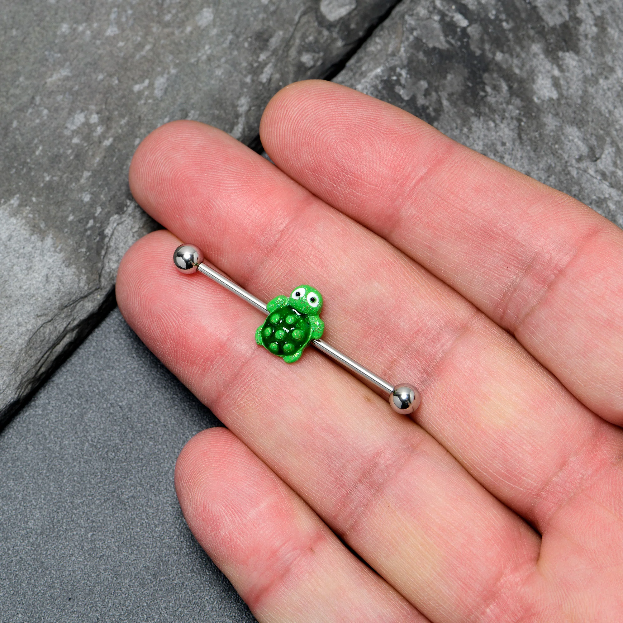 14G Texture Turtle Industrial Barbell 38mm - Image 3