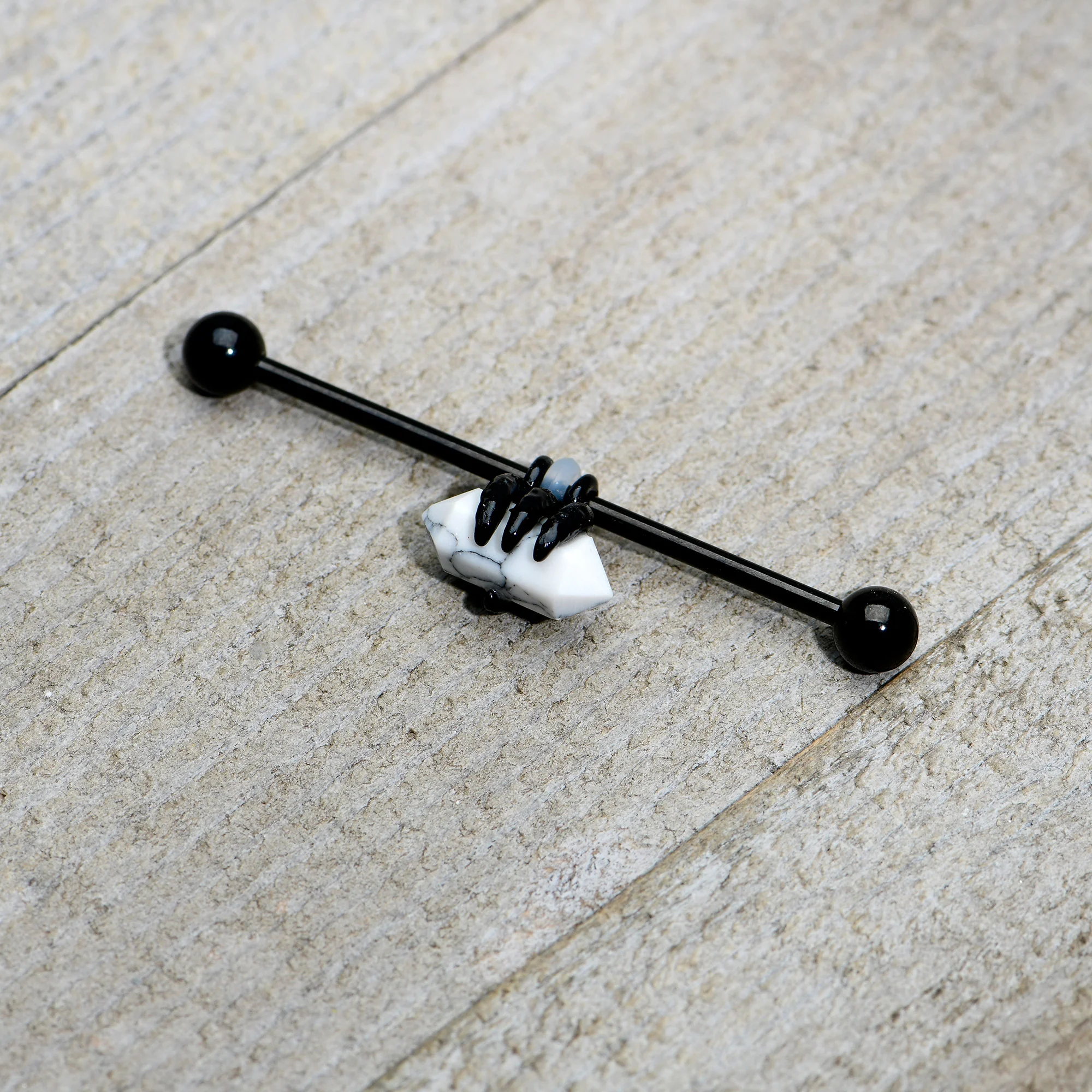 14G White Howlite Black Claw Industrial Barbell 38mm - Image 5