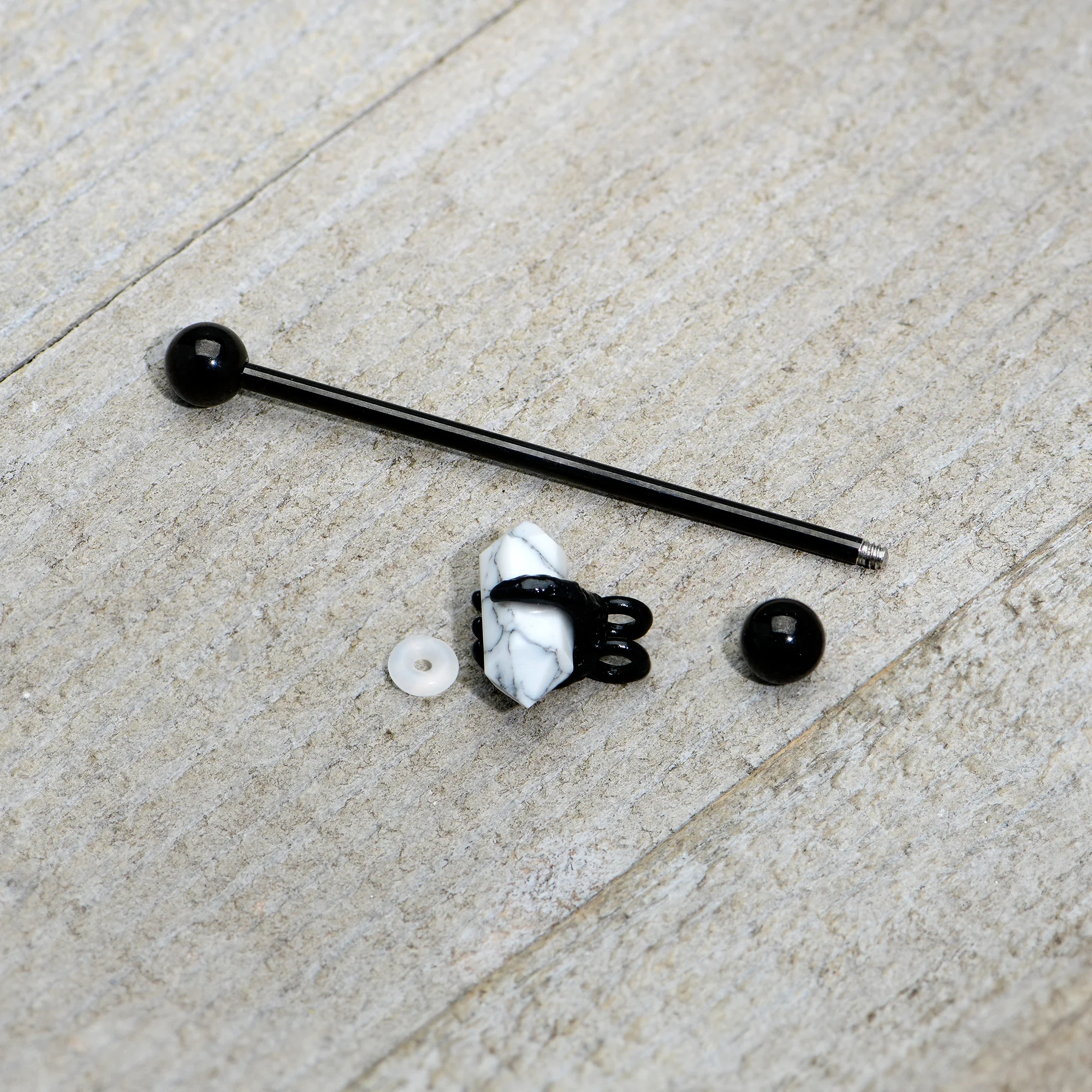 14G White Howlite Black Claw Industrial Barbell 38mm - Image 6