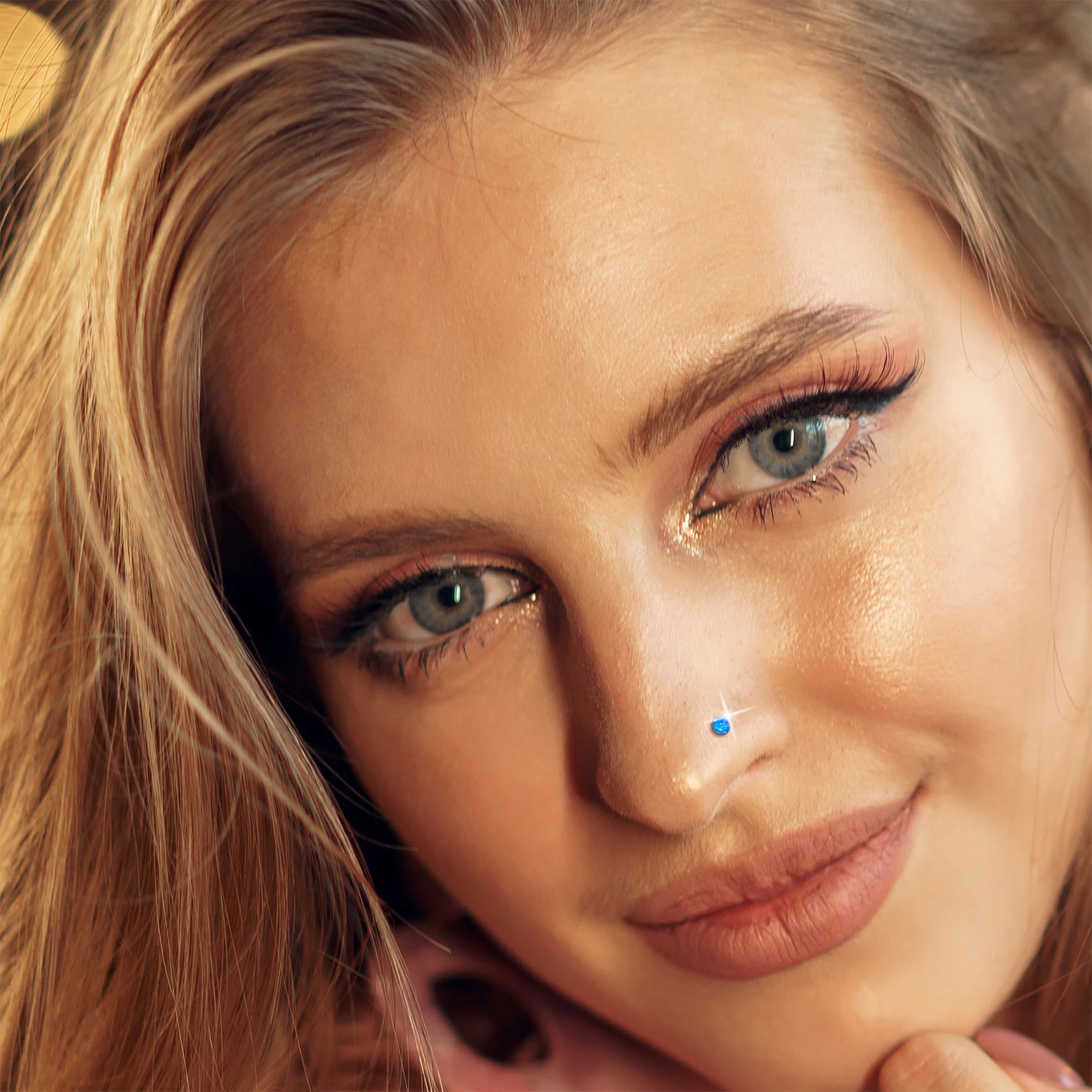 14k White Gold 2.5mm Blue Synthetic Opal Ball Nose Ring - Image 4