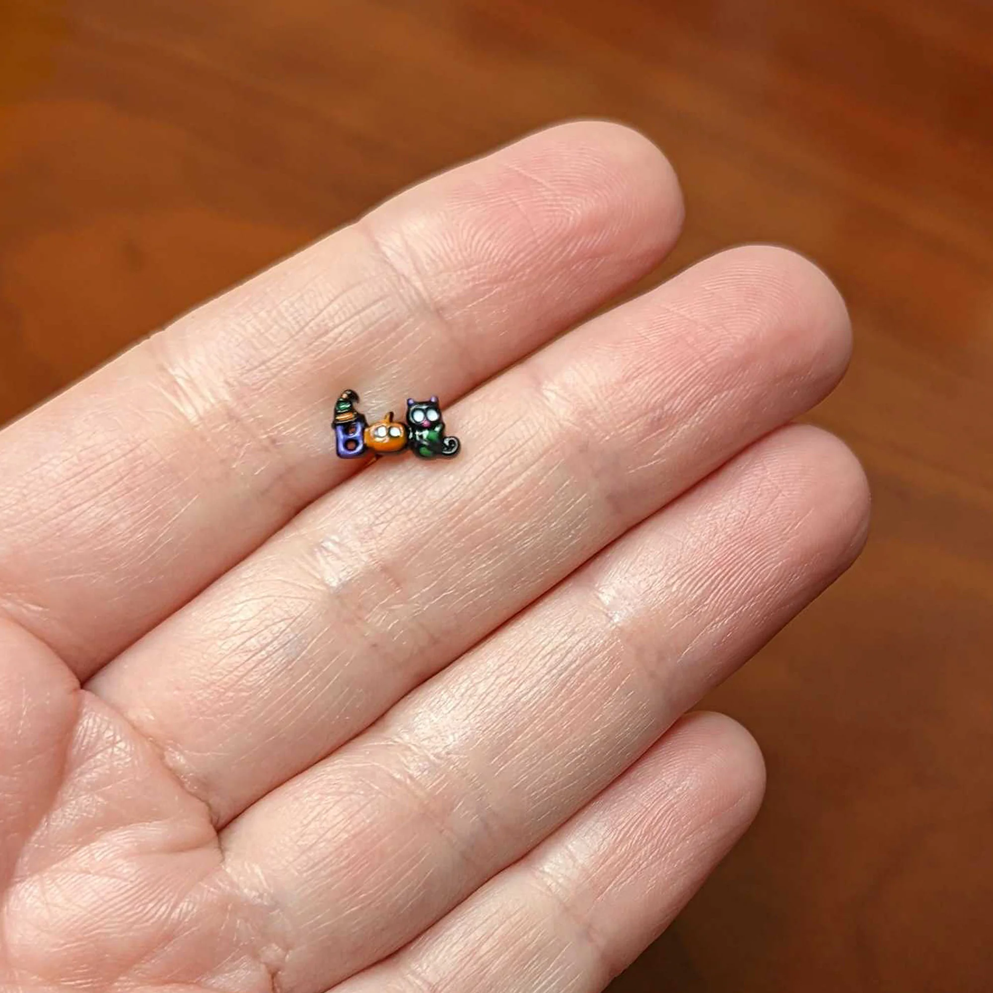 16G 1/4 Black Boo Party Halloween Cartilage Tragus Earring - Image 5