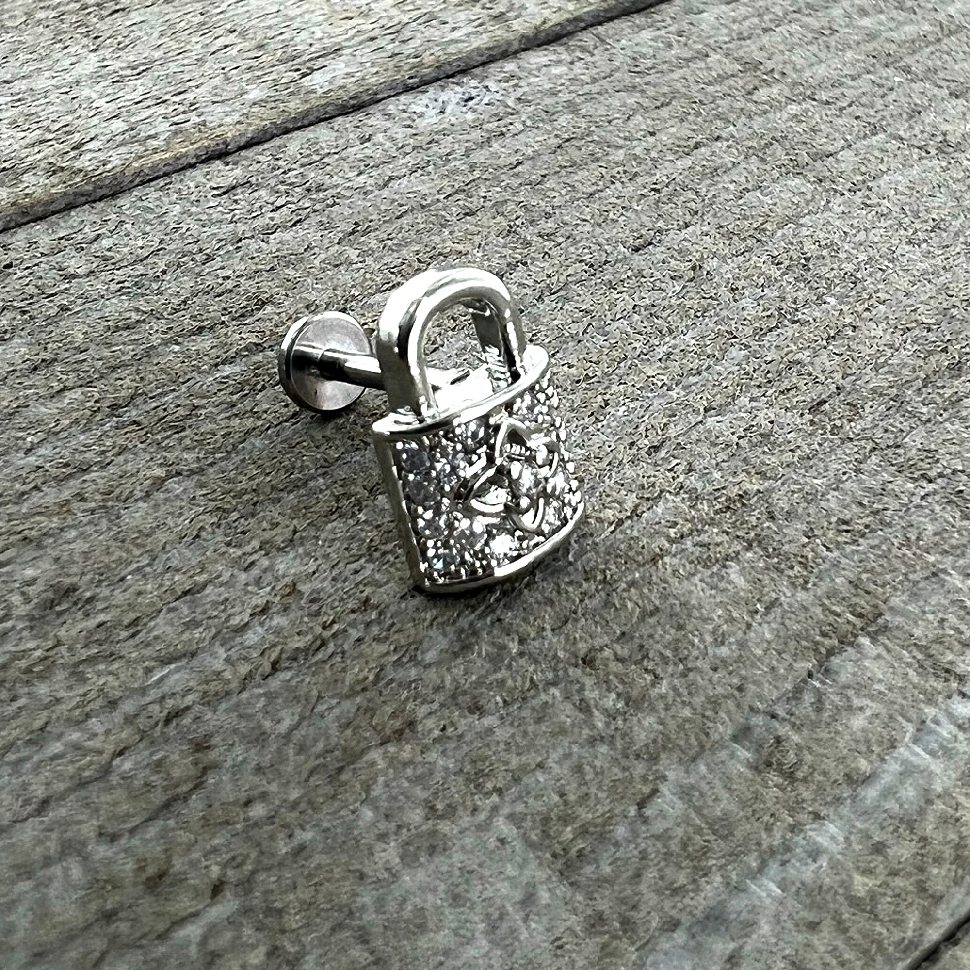 16G 1/4 Clear CZ Gem Lock It Up Labret - Image 2