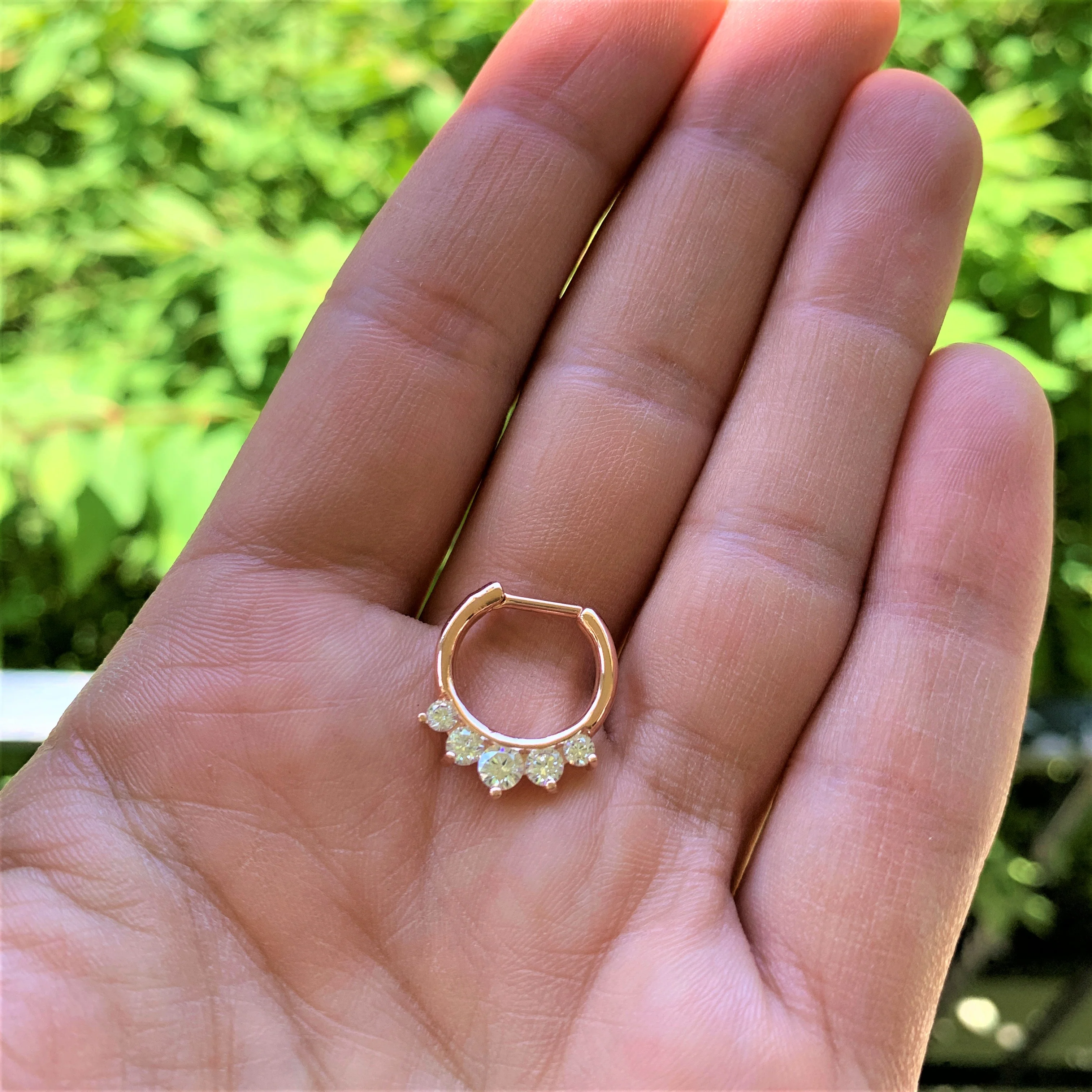 16G 1/4 Clear Gem Rose Gold IP Luxe Cartilage Clicker - Image 2