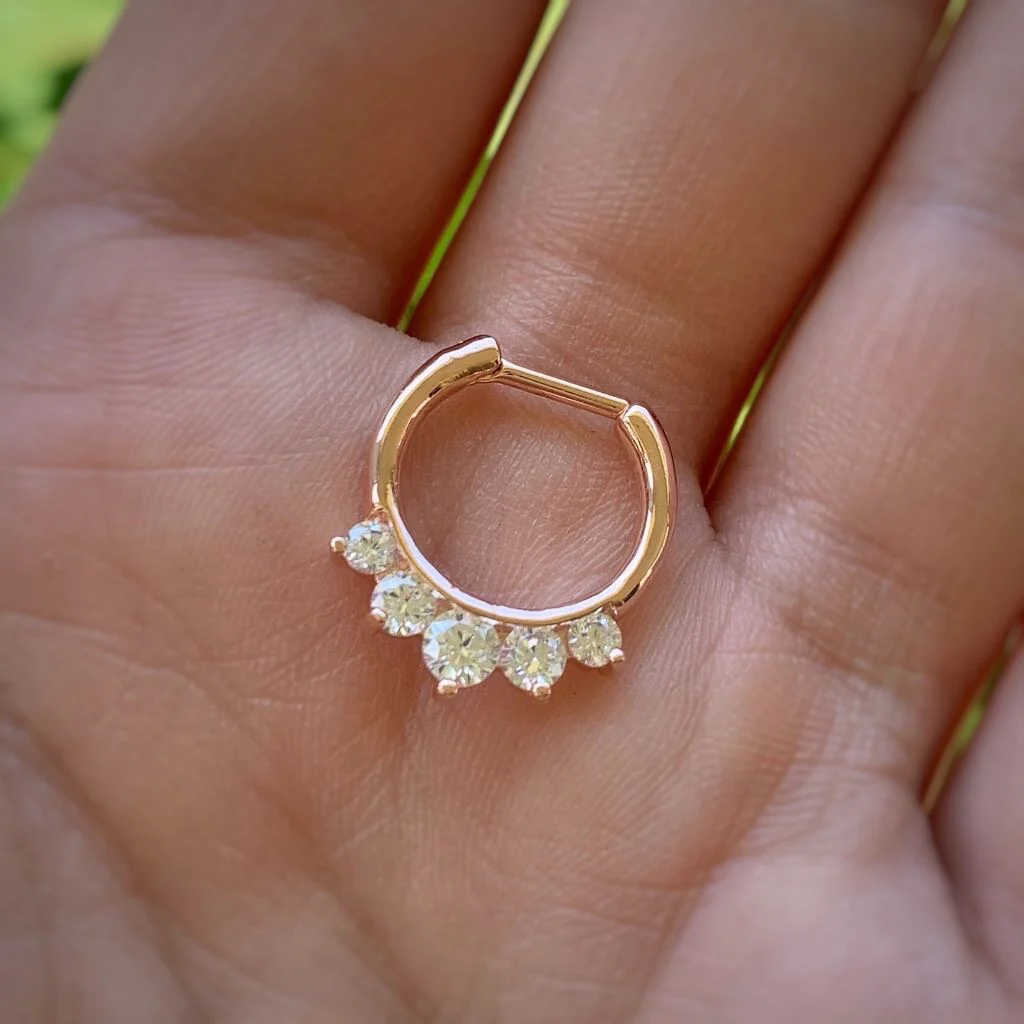 16G 1/4 Clear Gem Rose Gold IP Luxe Cartilage Clicker - Image 3