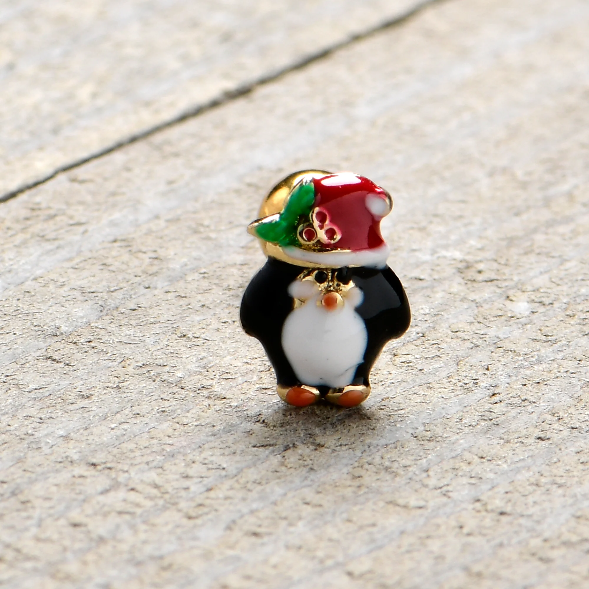 16G 1/4 Gold Tone Holly Hat Penguin Cartilage Tragus Earring - Image 8