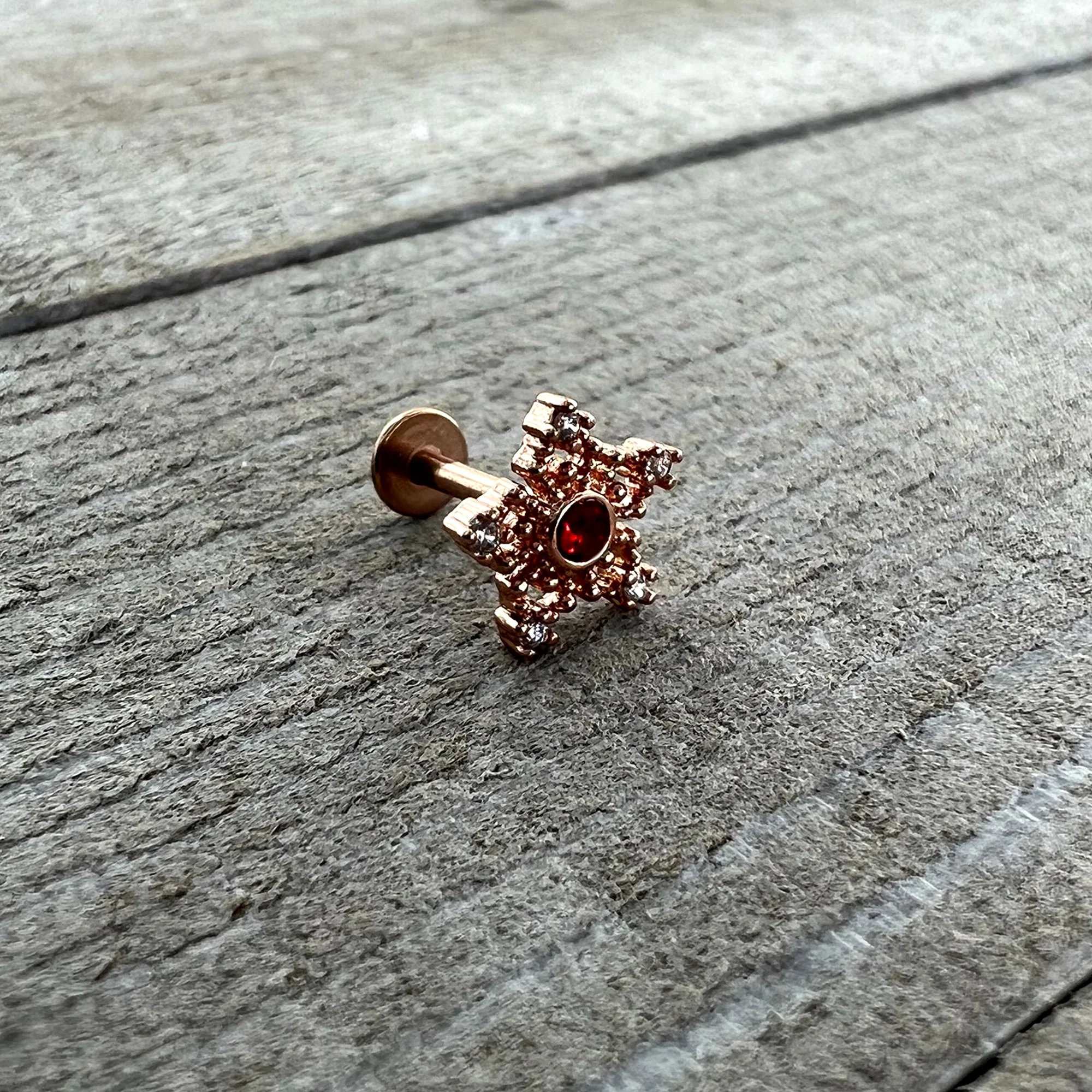 16G 1/4 Red Gem Rose Gold Tone Texture Snowflake Labret Tragus - Image 6