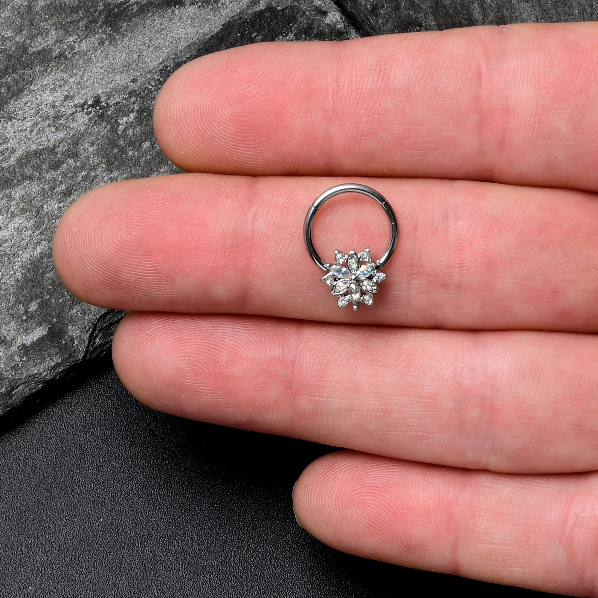 16G 3/8 Aurora CZ Gem Snowflake Style Hinged Segment Ring - Image 3