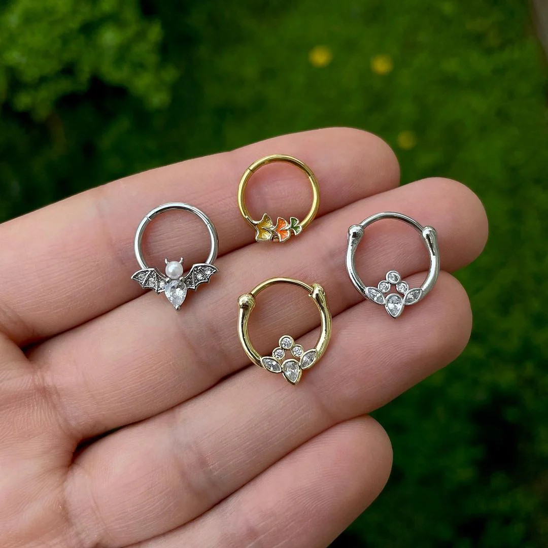 16G 3/8 Autumn Leaves Fall Hinged Segment Ring - Image 2