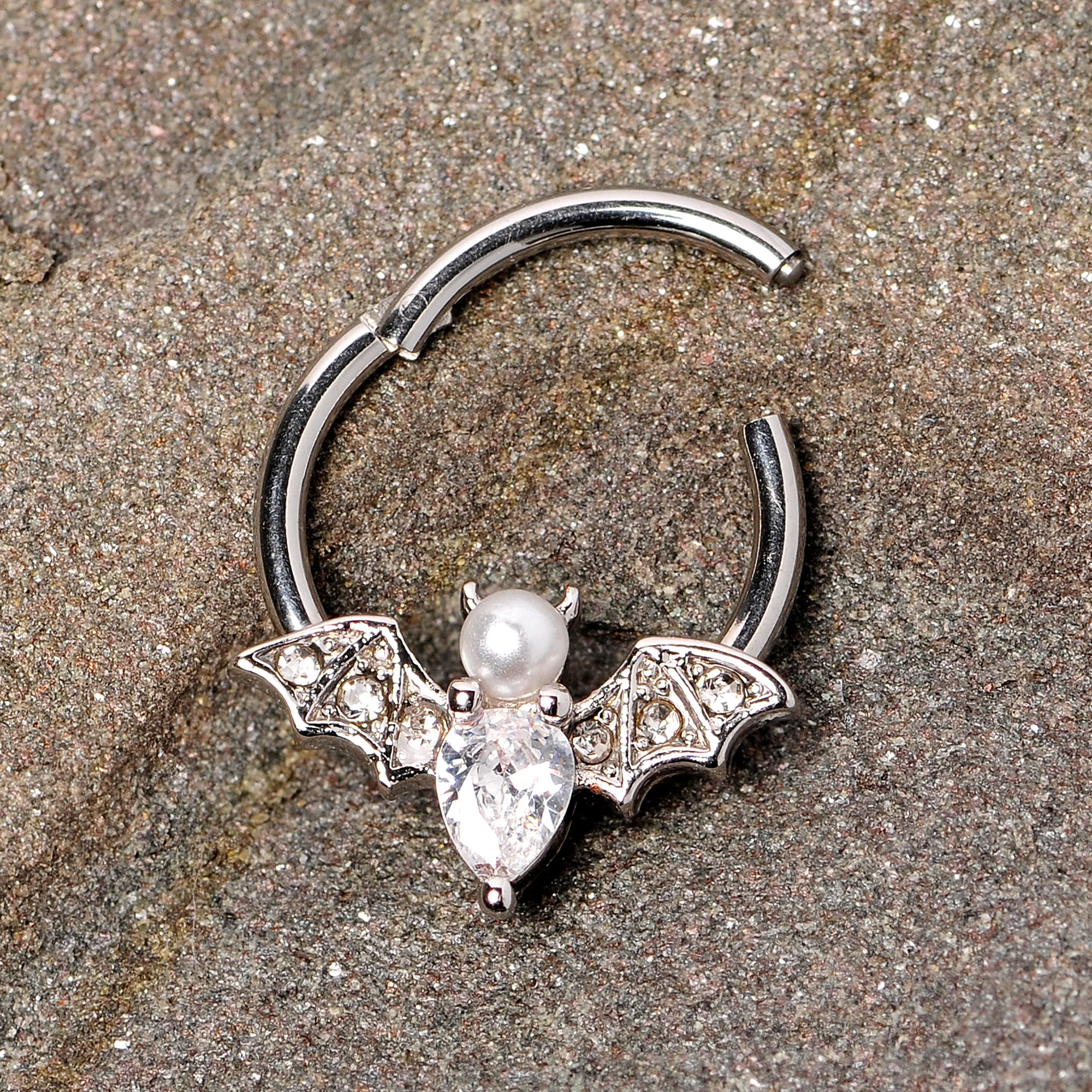 16G 3/8 Clear Gem Vampire Bat Halloween Hinged Segment Ring - Image 6