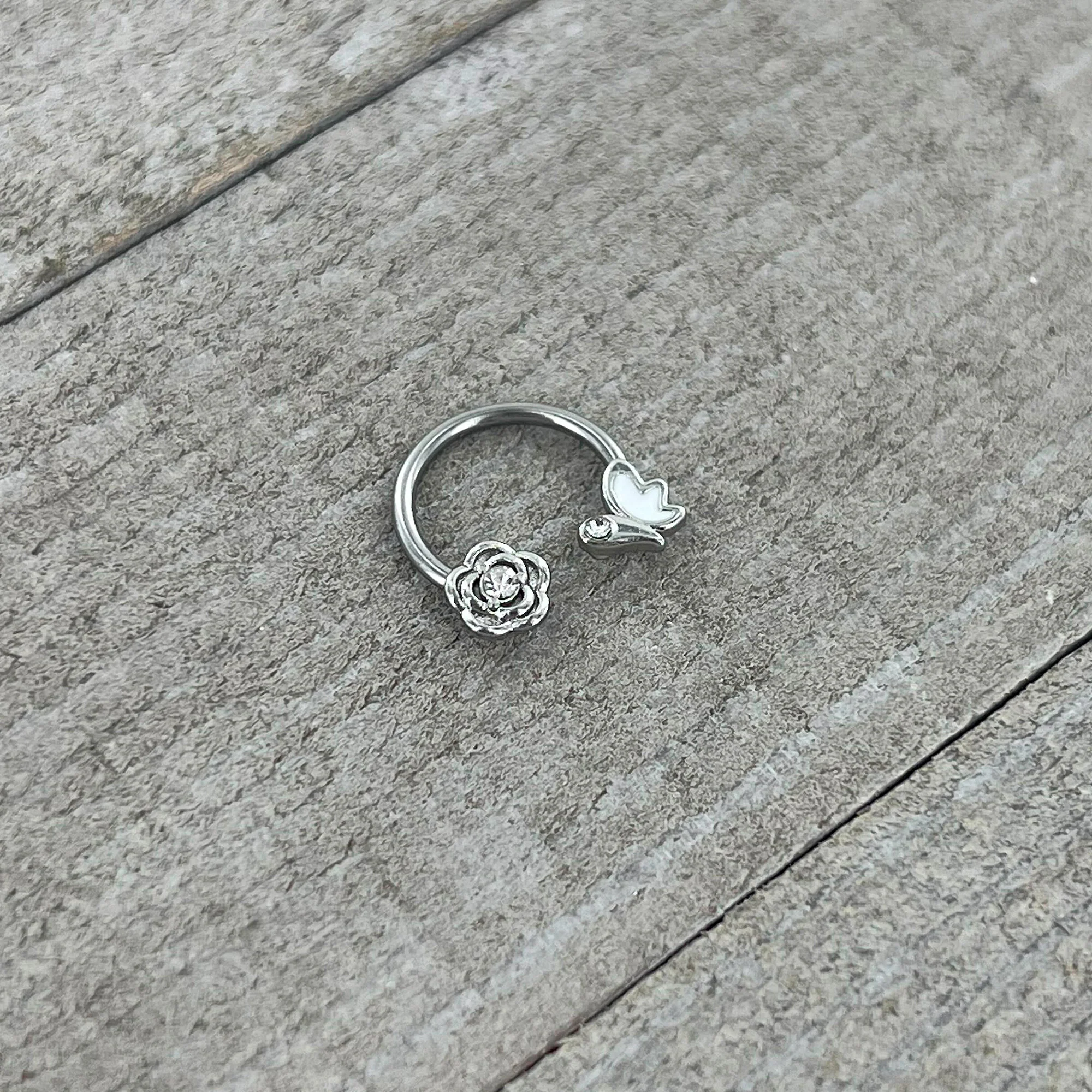 16G 3/8 Clear Gem White Butterfly Flower Horseshoe Circular Barbell - Image 4