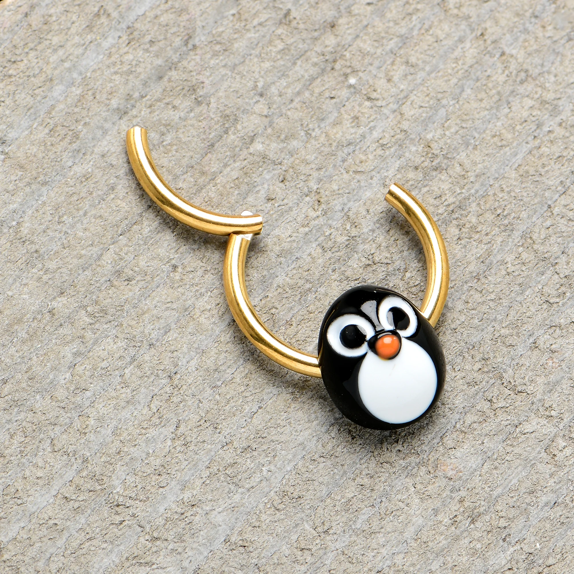 16G 3/8 Gold Tone Round Penguin Face Holiday Hinged Segment Ring - Image 6