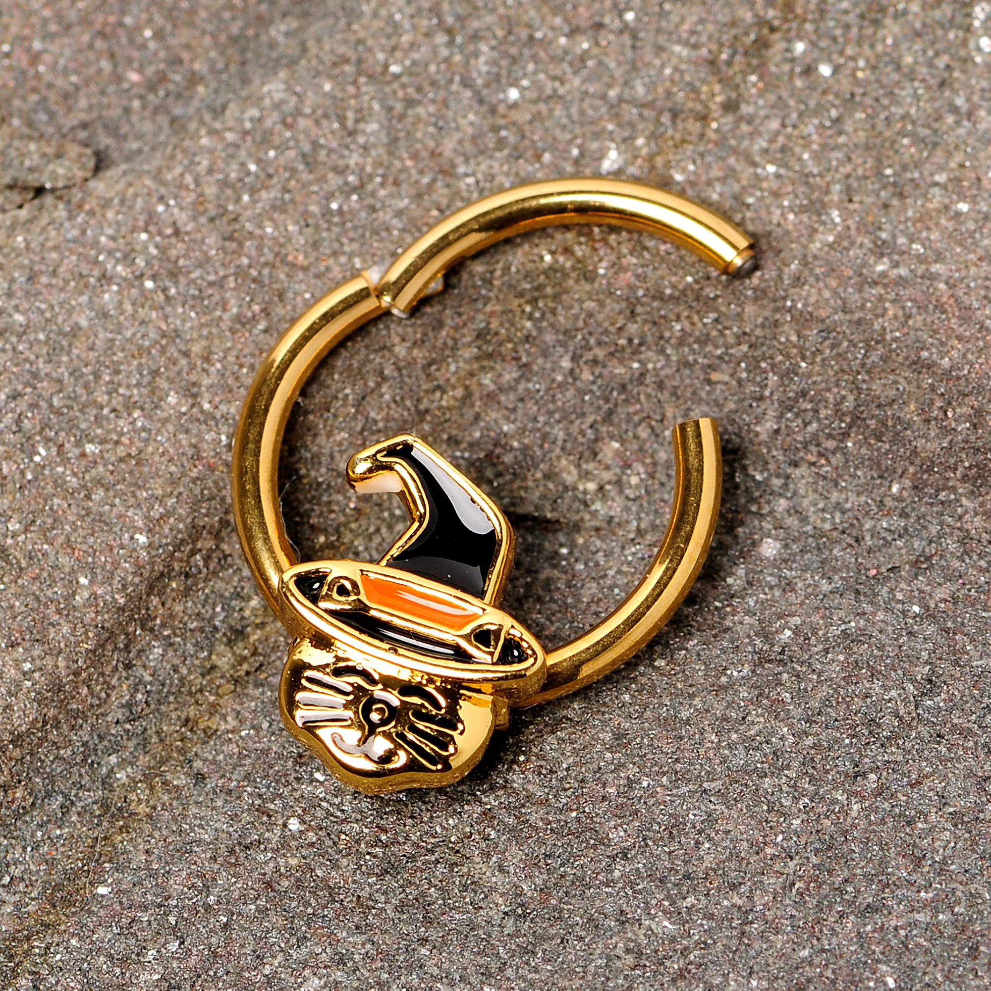 16G 3/8 Gold Tone Witch Hat Cat Halloween Hinged Segment Ring - Image 5