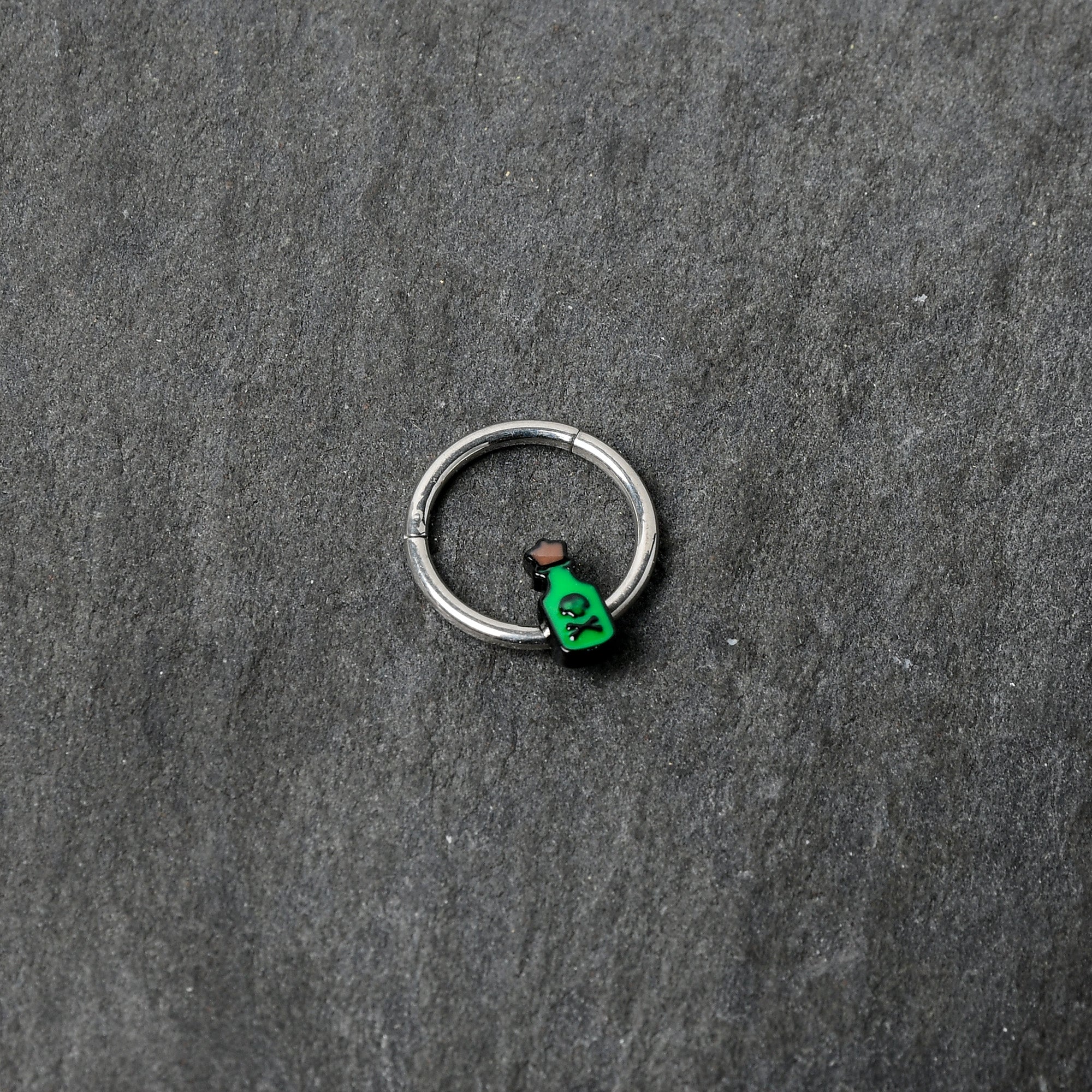 16G 3/8 Poison Green Bottle Glow in the Dark Hinged Segment Ring - Image 5