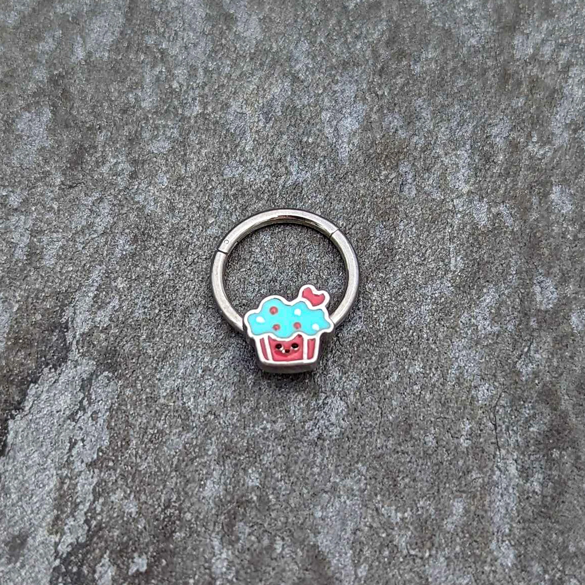 16G 3/8 Sweet Happy Cupcake Hinged Segment Ring - Image 4