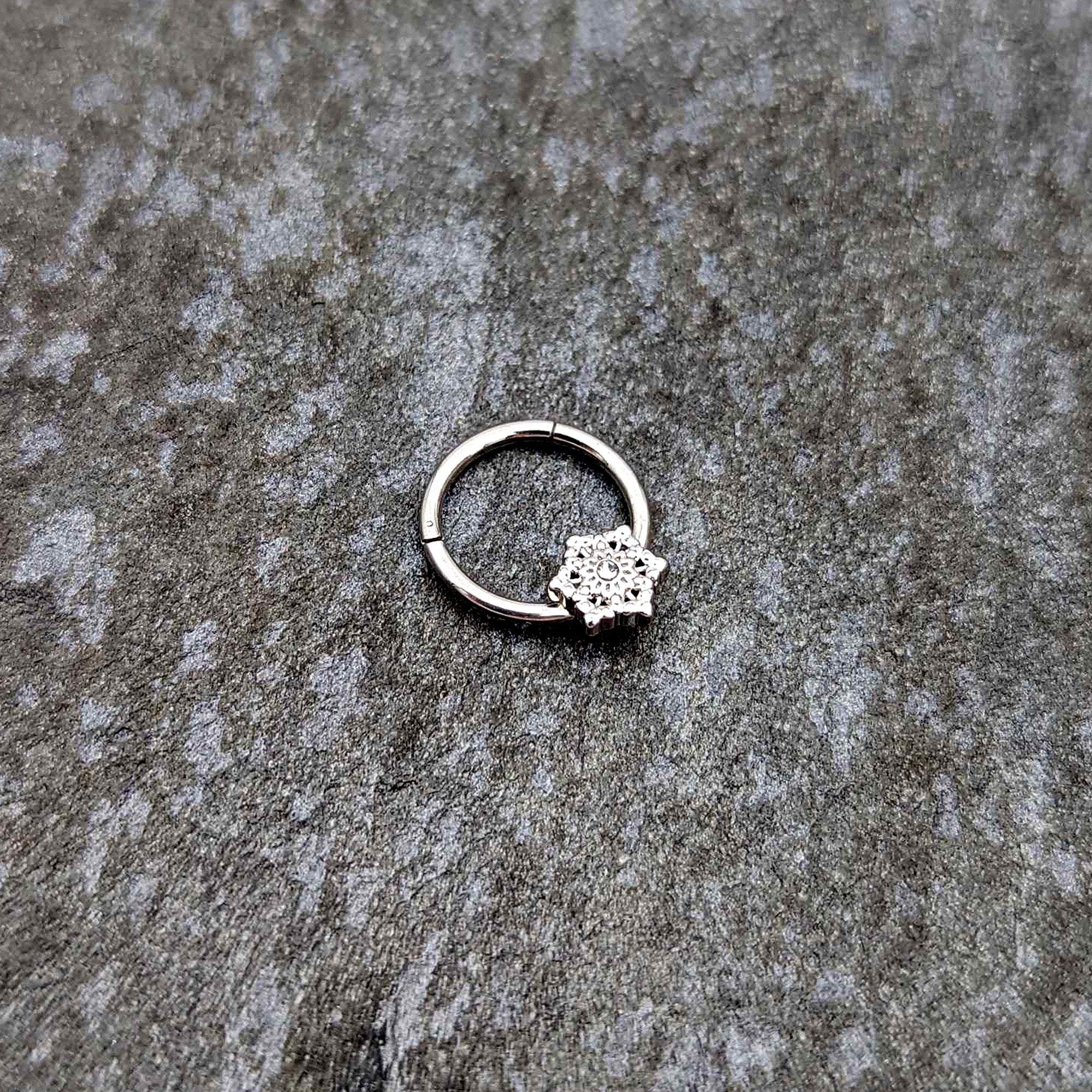 16G 3/8 Clear Gem Filigree Winter Snowflake Hinged Segment Ring - Image 4