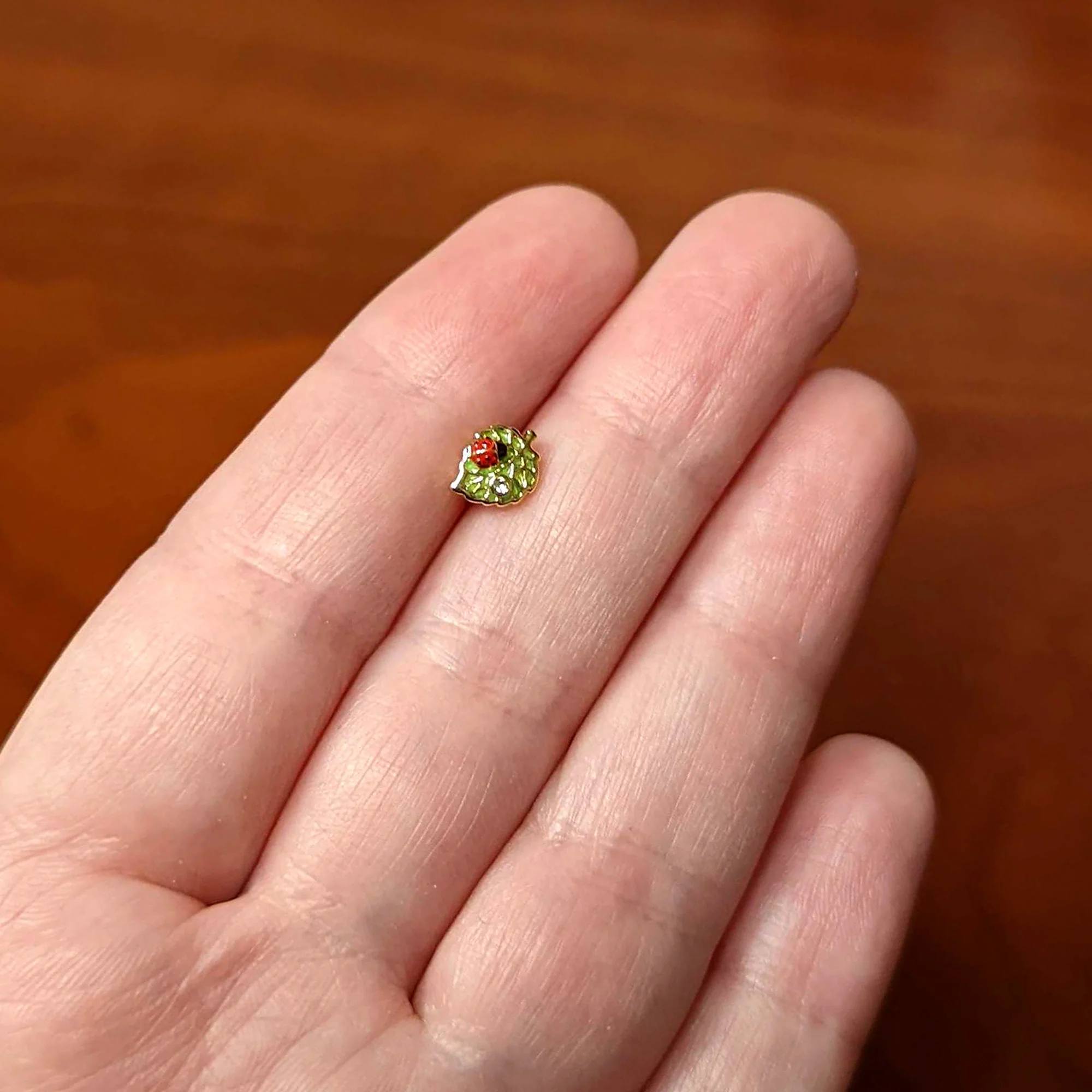 16G 5/16 Clear Gem Gold Tone Leafy Ladybug Labret Monroe Tragus - Image 5