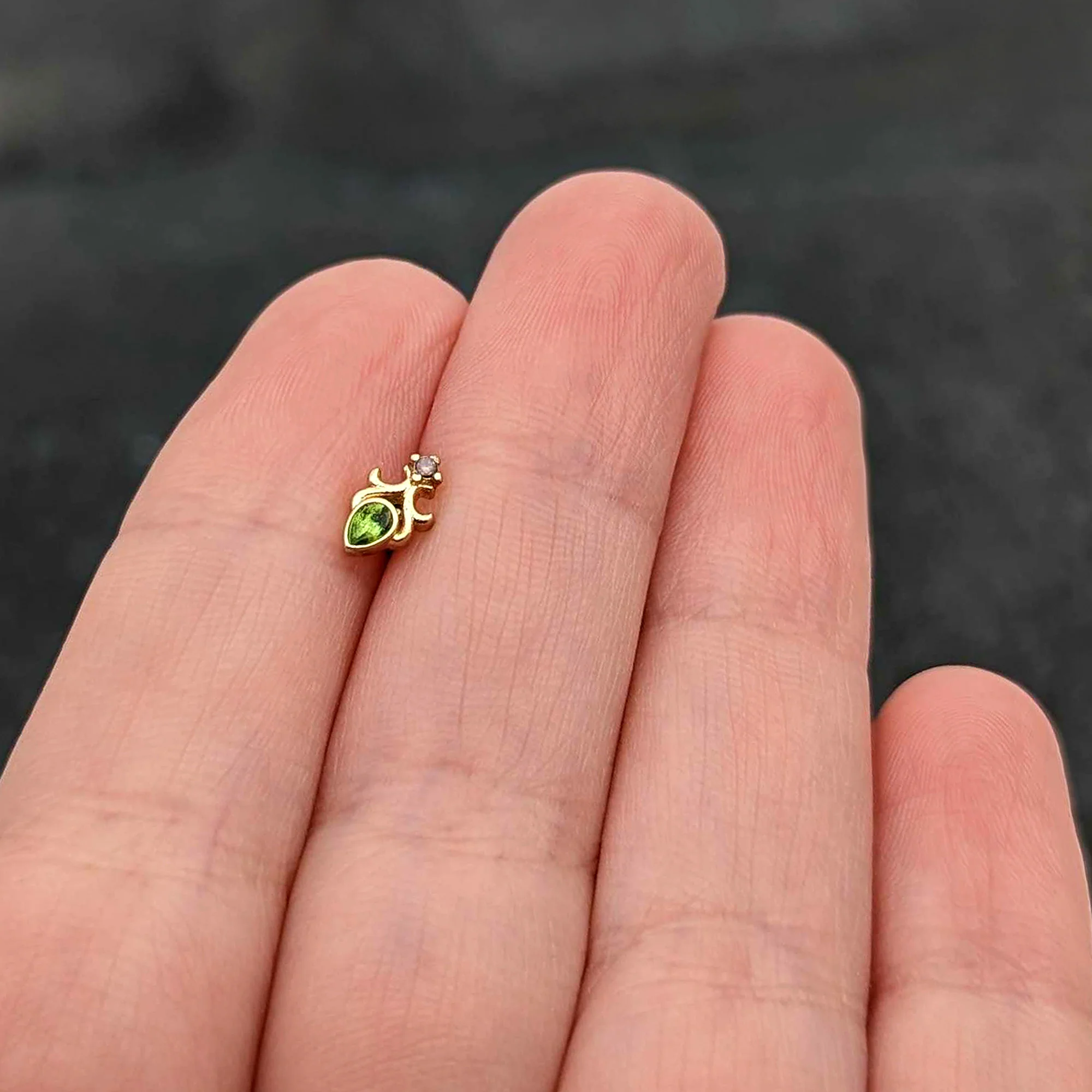 16G 5/16 Green Gem Gold Tone Shades of Spring Labret Monroe Tragus - Image 8