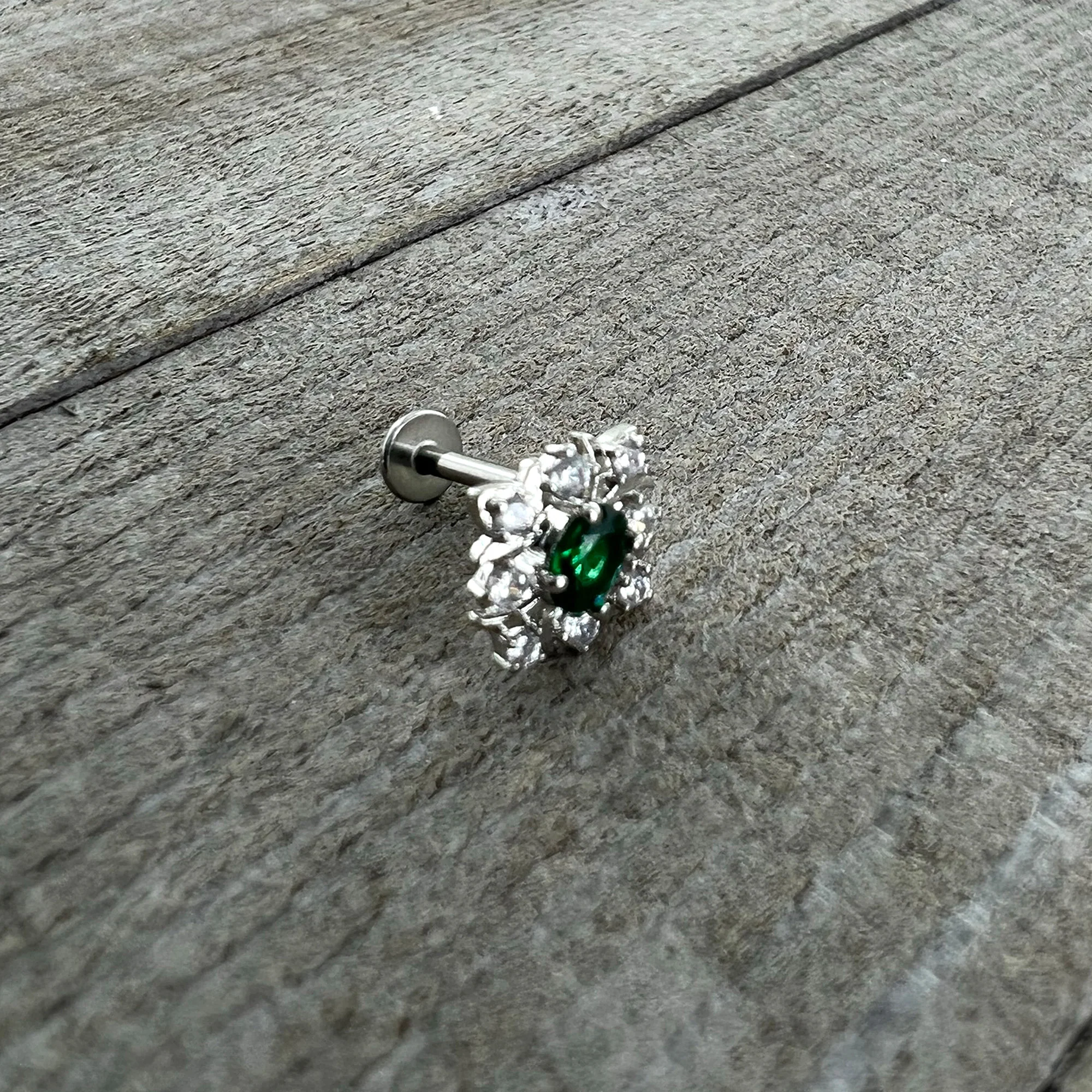 16G 5/16 Green Gem Ornate Art Deco Labret Monroe Tragus - Image 6