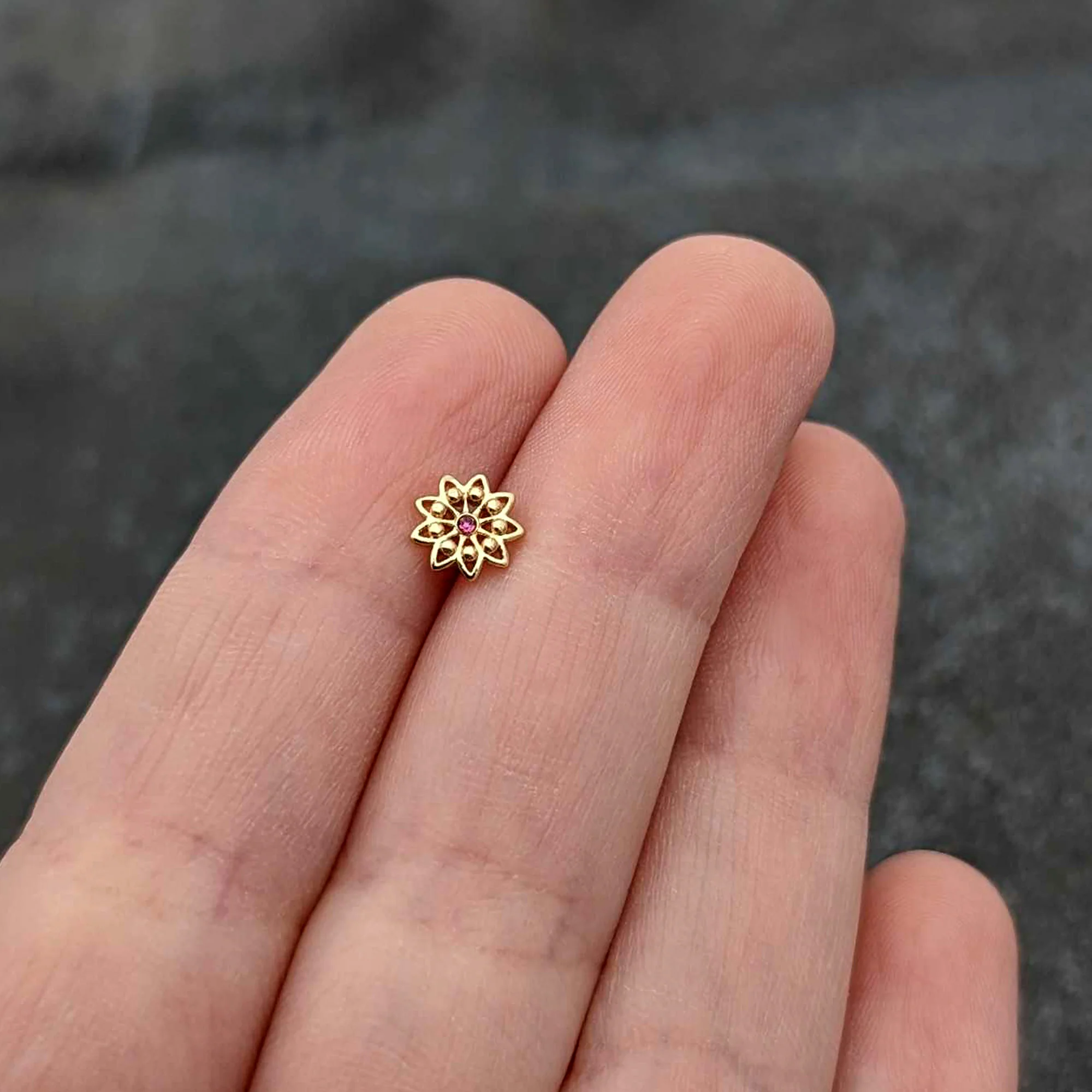 16G 5/16 Pink Gem Gold Tone Starry Flower Labret Monroe Tragus - Image 8
