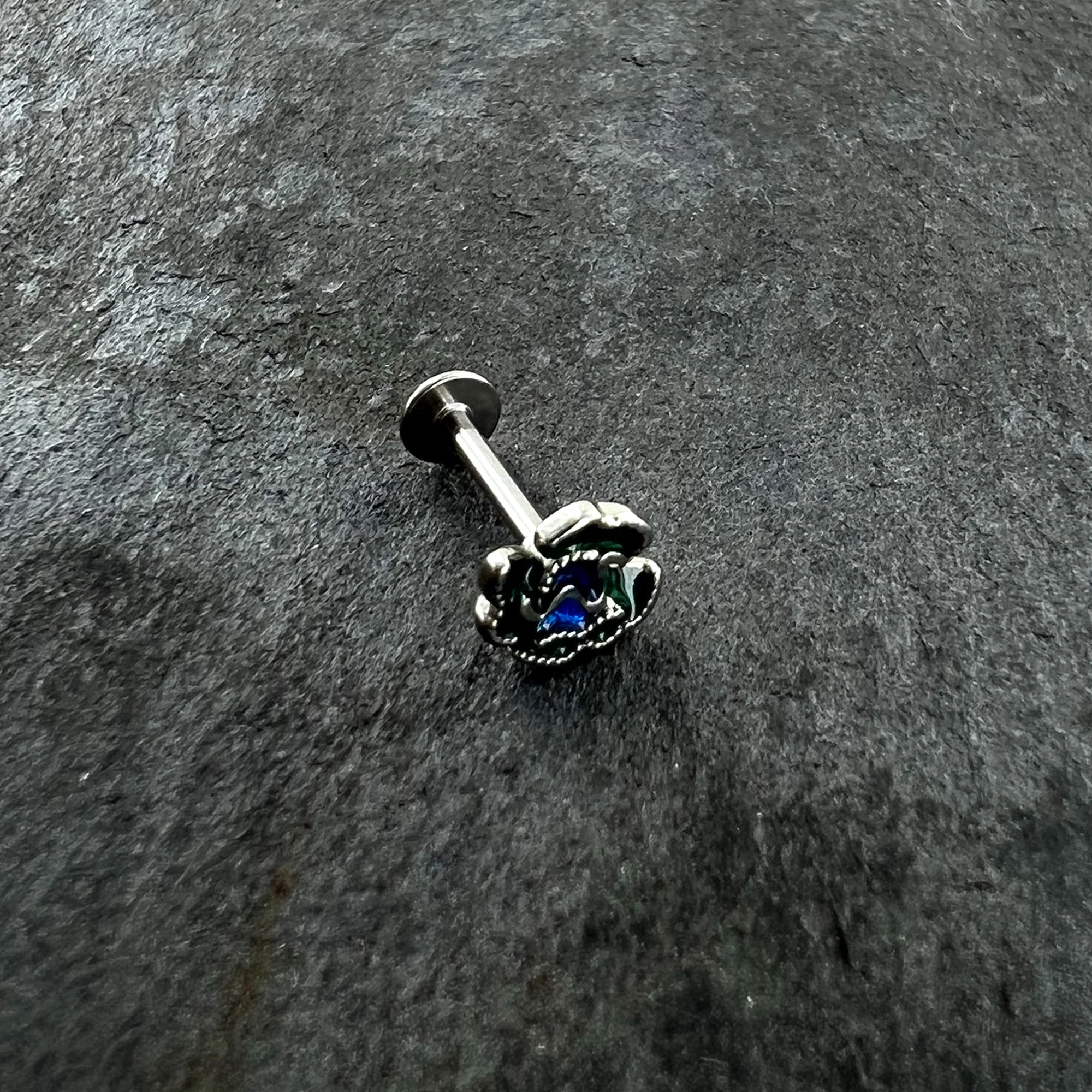 16G 5/16 Spring Flower Green Blue Labret Monroe Tragus - Image 6