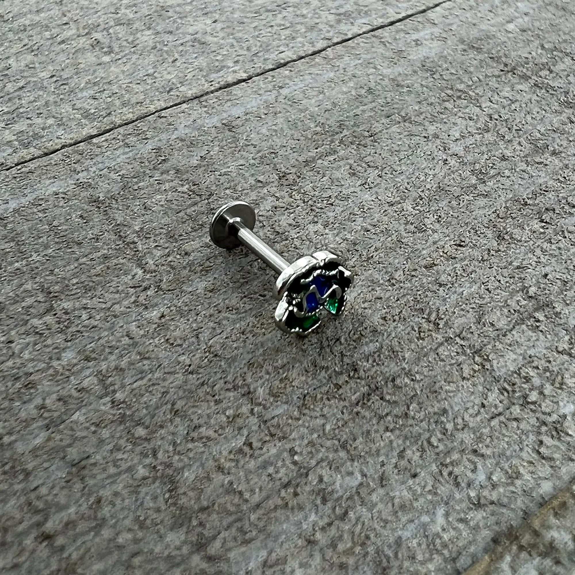 16G 5/16 Spring Flower Green Blue Labret Monroe Tragus - Image 7