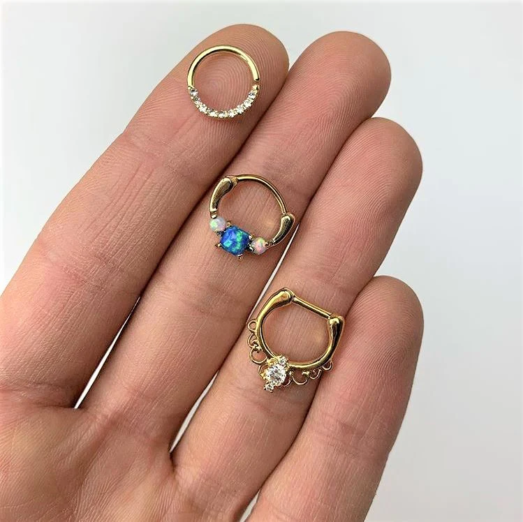 16G 5/16 Clear Gem Gold Tone Simple Elegance Seamless Circular Ring - Image 2