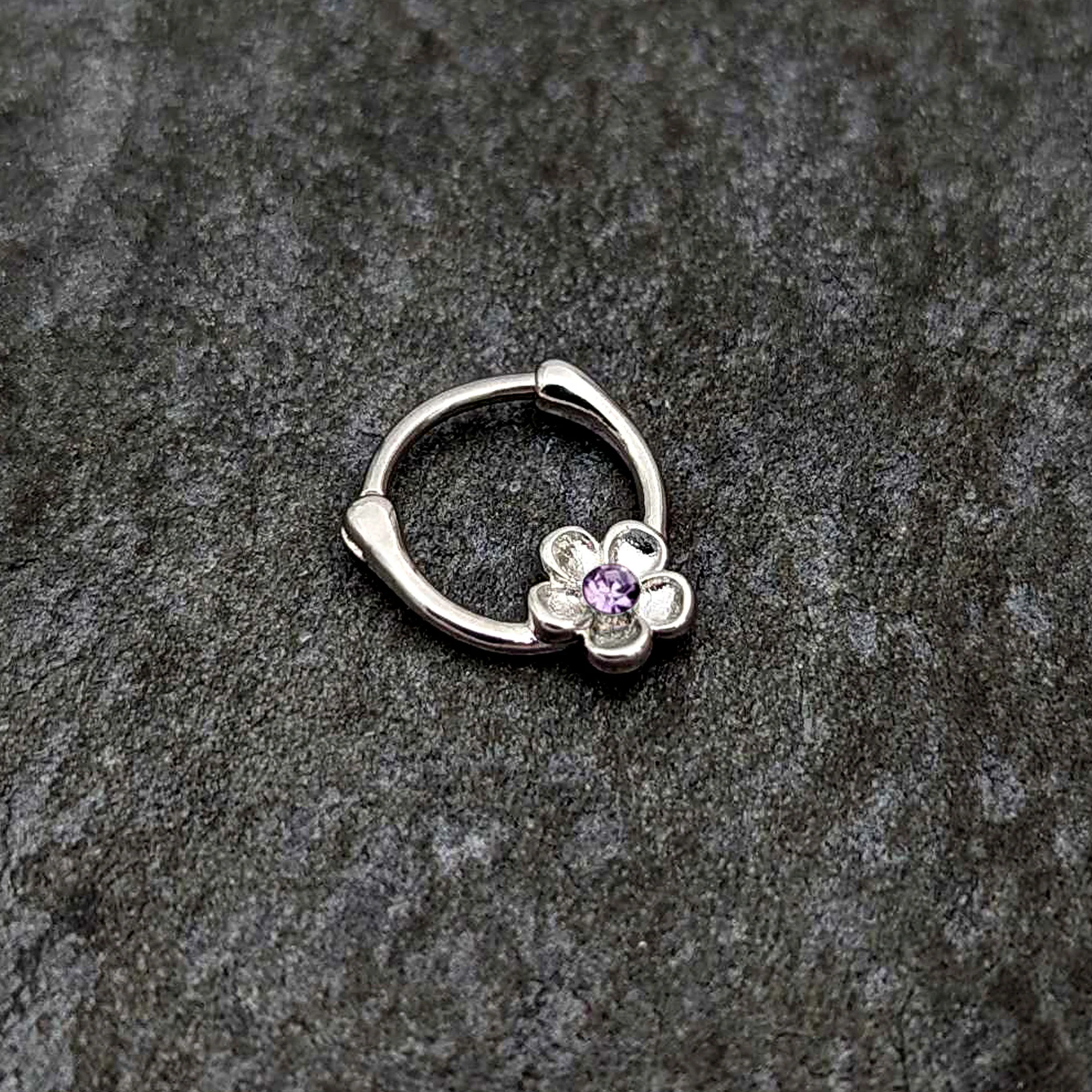 16G 5/16 Purple Gem Sweetheart Flower Cartilage Clicker - Image 4