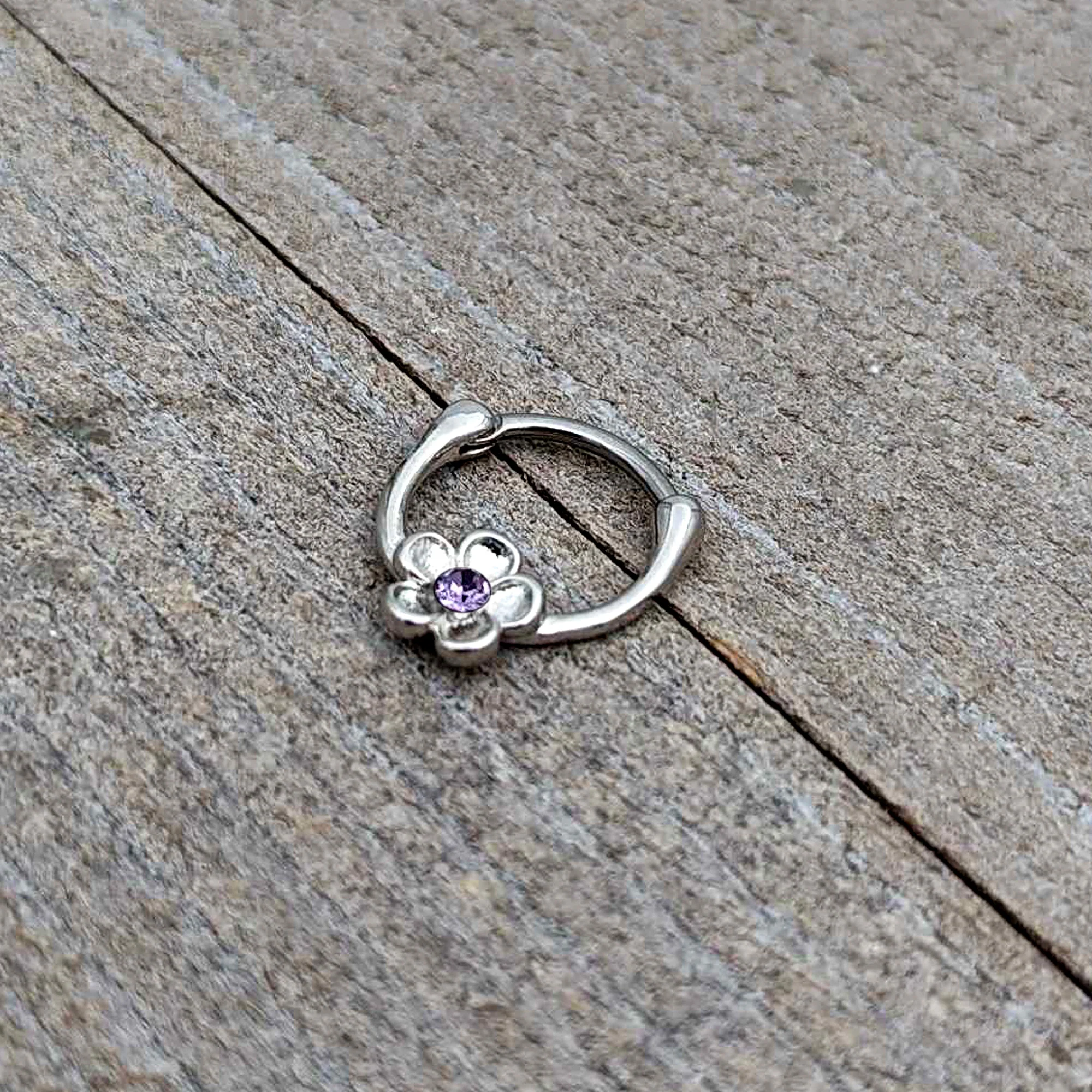 16G 5/16 Purple Gem Sweetheart Flower Cartilage Clicker - Image 6