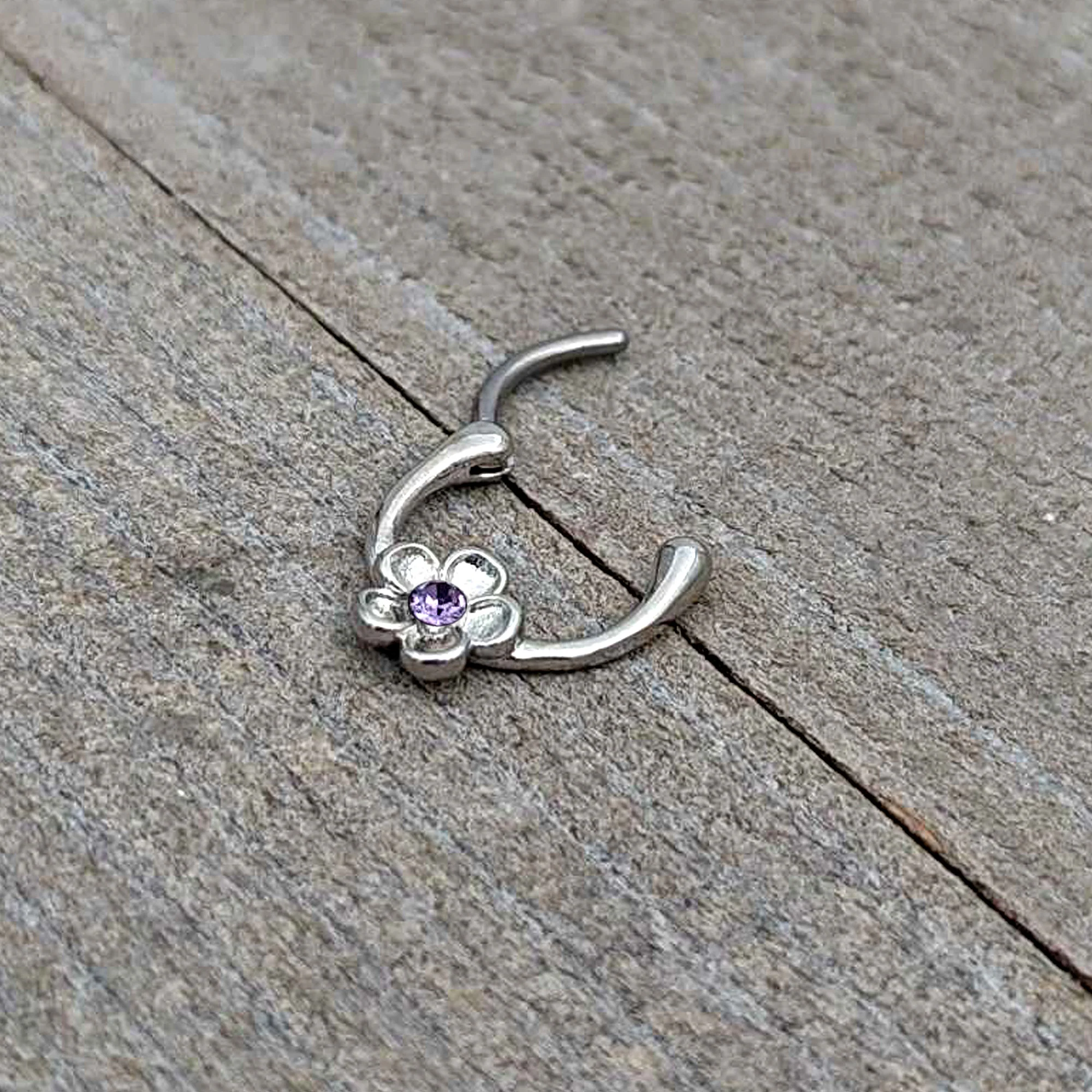 16G 5/16 Purple Gem Sweetheart Flower Cartilage Clicker - Image 7