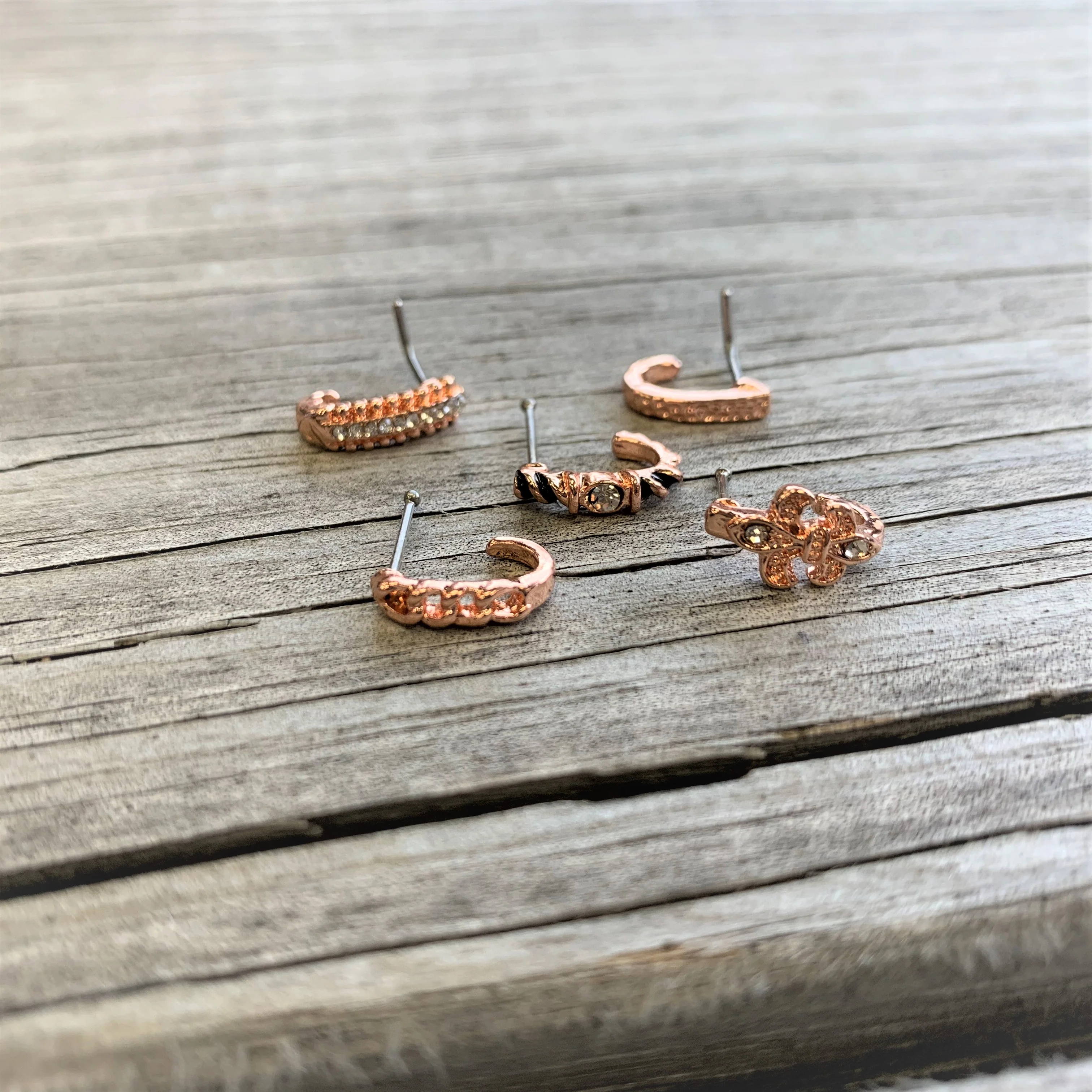 20G 3/8 Rose Gold Tone Chain Link Faux Hoop Nose Bone - Image 3