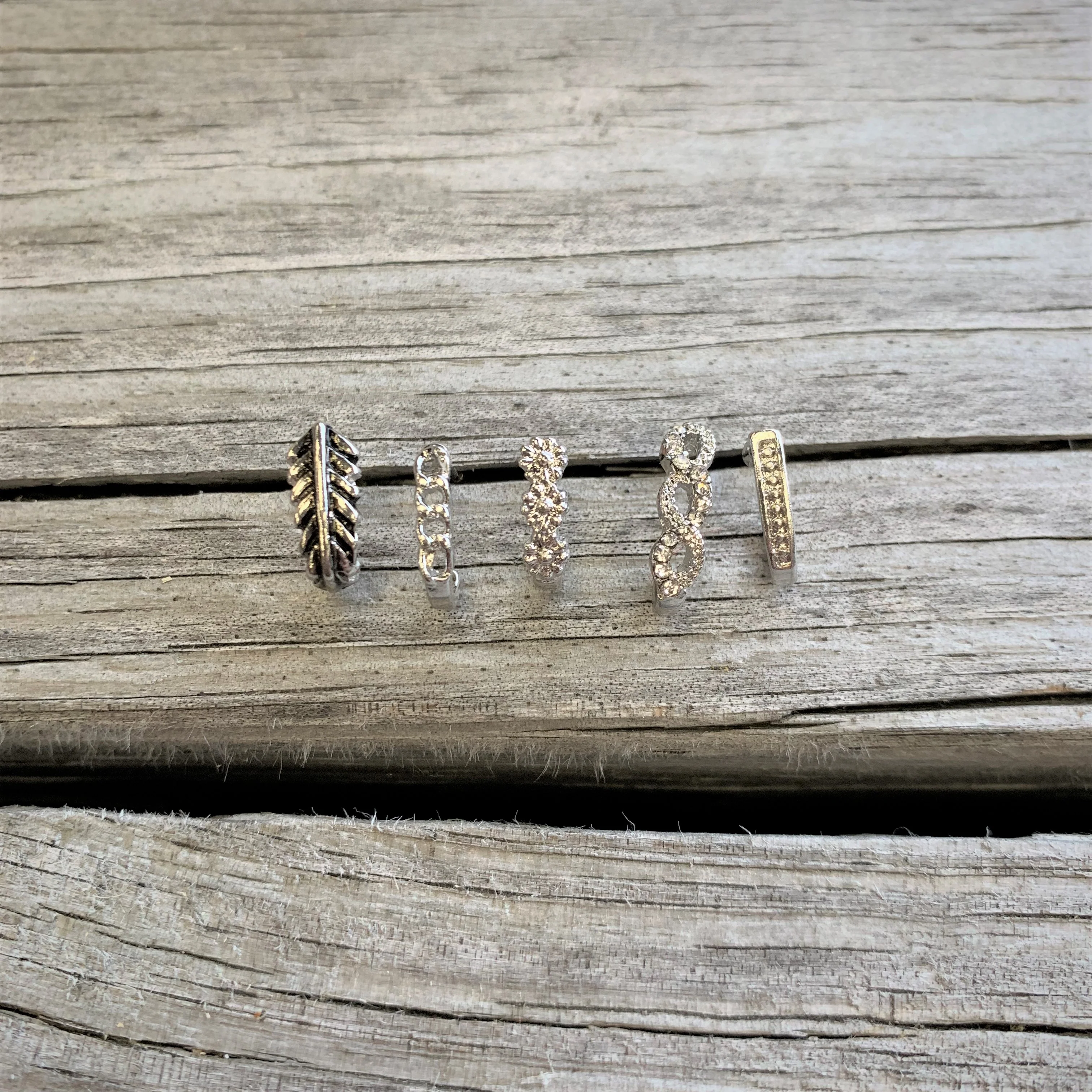 20G 3/8 Steel Feather Faux Hoop Nose Bone - Image 3