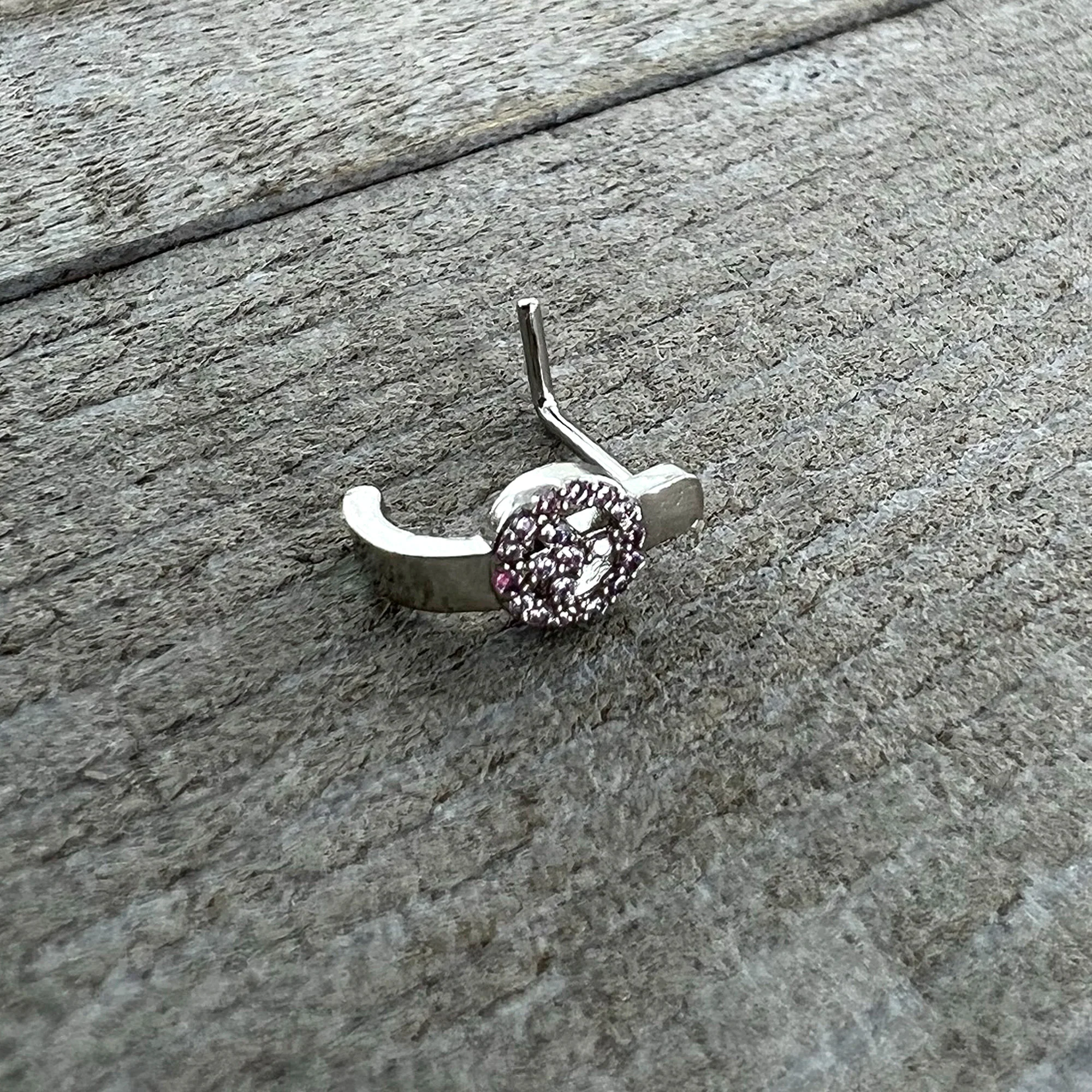 20G 5/16 Faint Pink Gem Retro Peace Sign Faux Hoop L Shape Nose Ring - Image 5