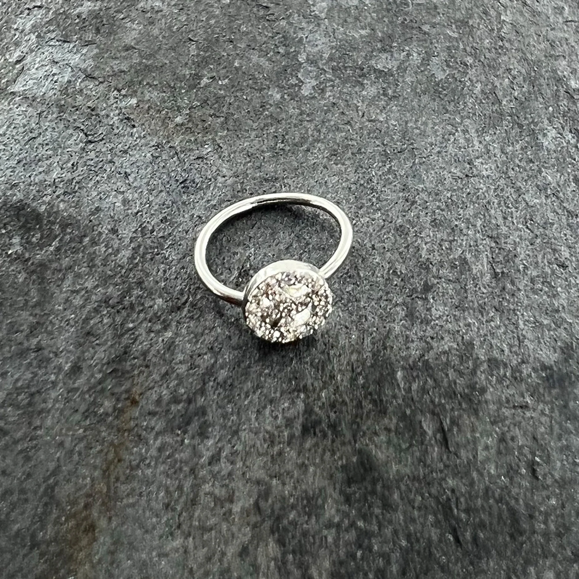 20G 5/16 Clear Gem Seamless Retro Peace Sign Nose Hoop - Image 5