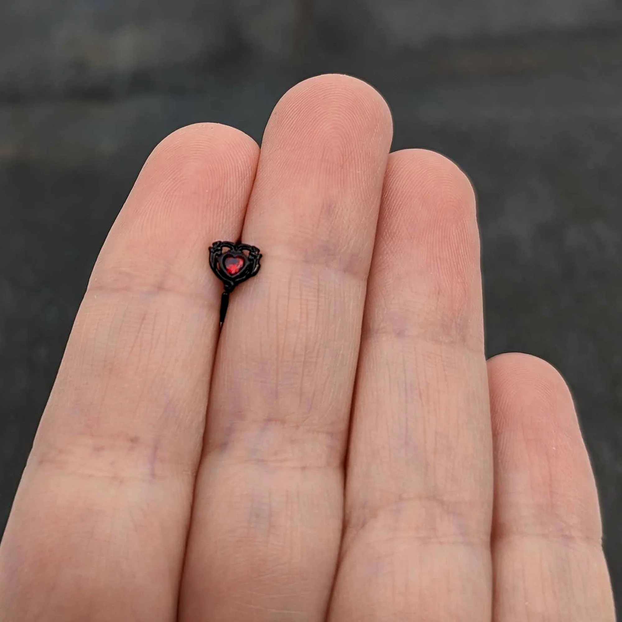 20G 5/16 Red CZ Gem Black Double Passion Heart Claw Nose Hoop - Image 7