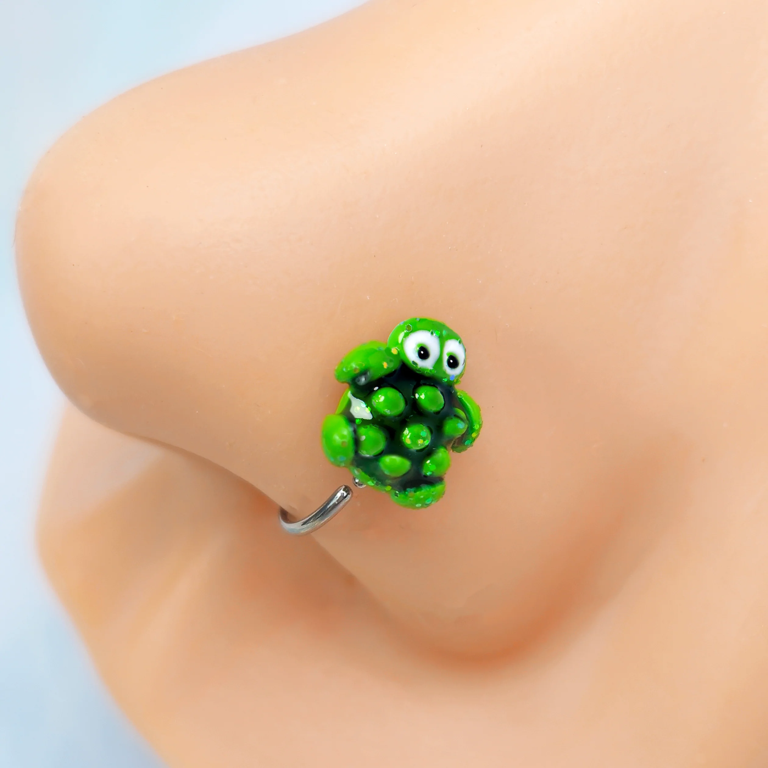 20G 5/16 Texture Turtle Nose Hoop - Image 2