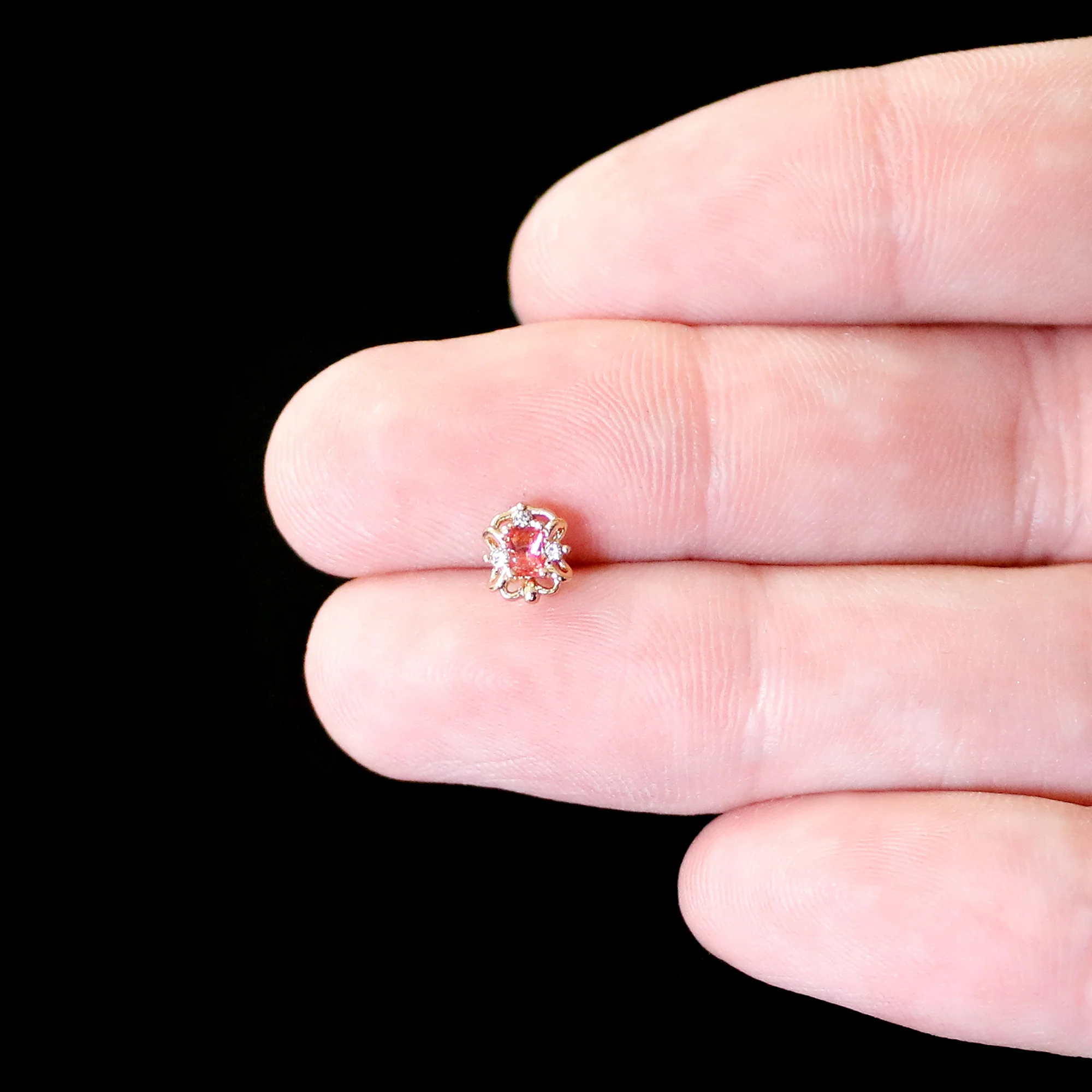 20G 7mm Red Gem Gold Tone Regal Escutcheon L Shape Nose Ring - Image 7