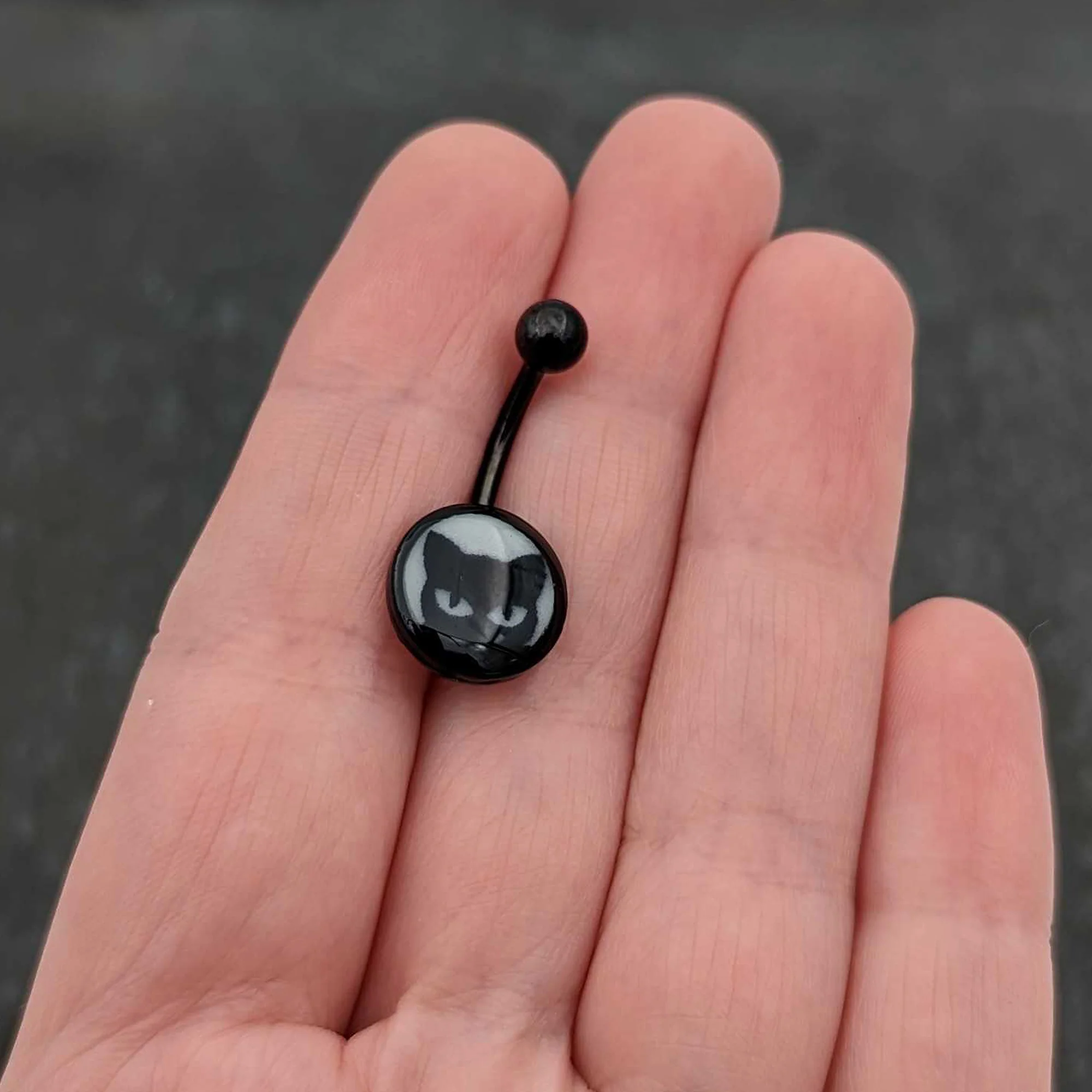 Black Glow in the Dark Peeking Black Cat Belly Ring by Onyx O - Image 3