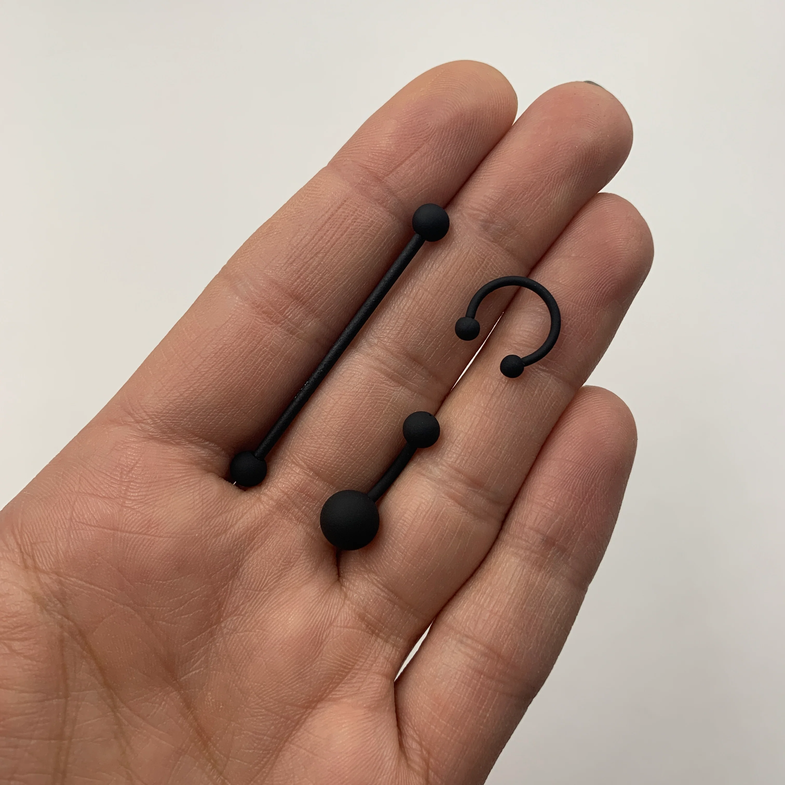 Blissful Black Matte Belly Ring - Image 3