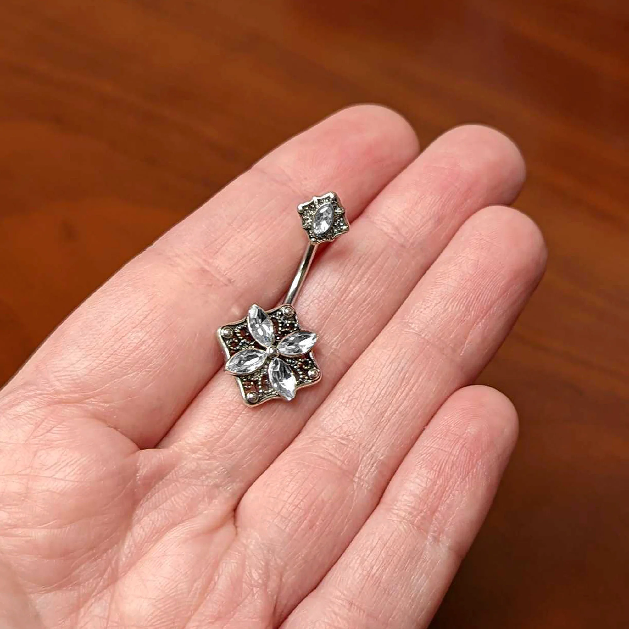 Clear Gem Baroque Rhombus Flower Double Mount Belly Ring - Image 3