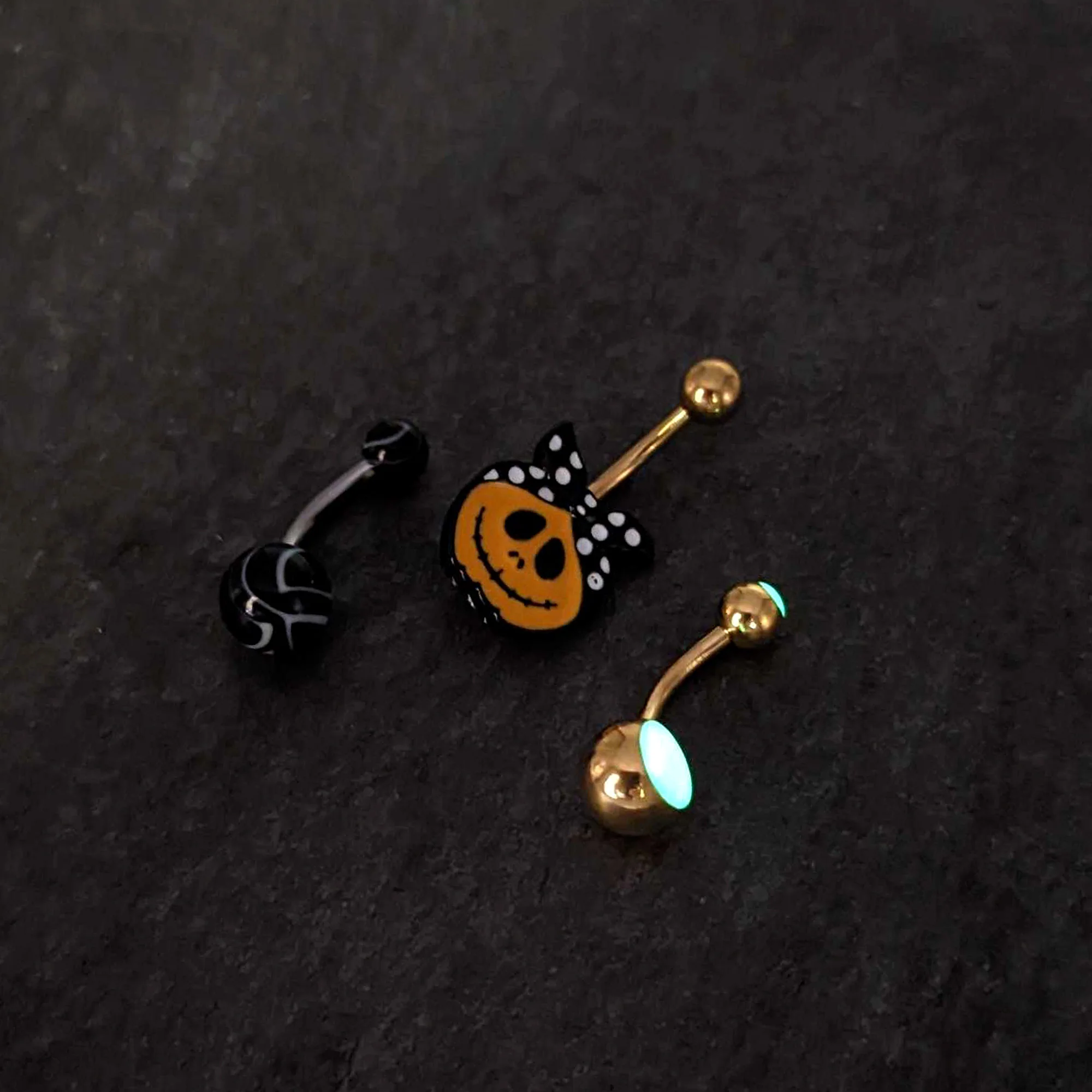 Gold Tone Halloween Country Pumpkin Glow in Dark Belly Ring Set of 3 - Image 7
