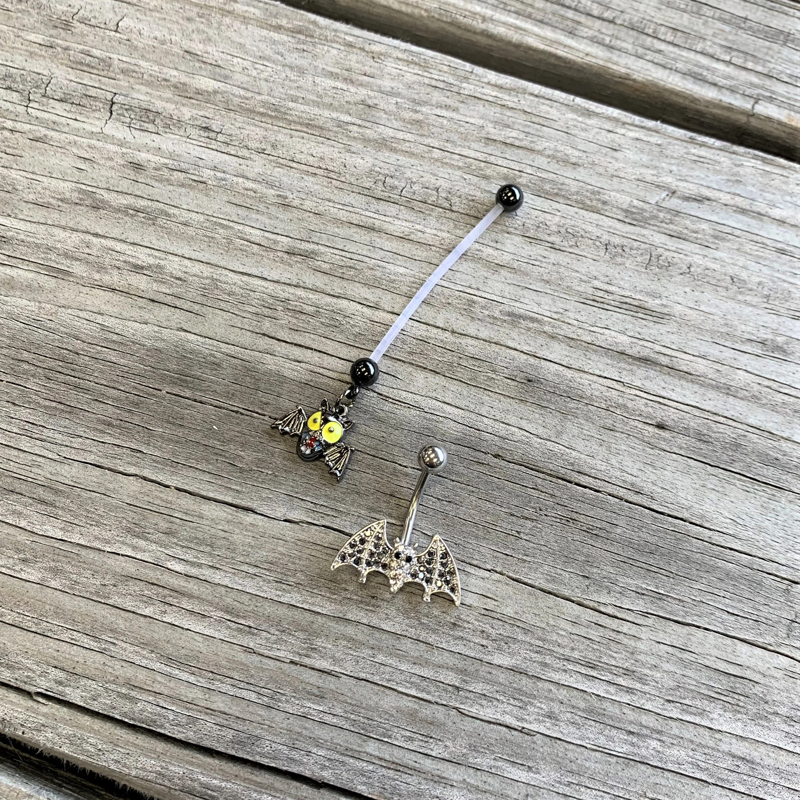 Gone Batty Scary Bat Halloween Dangle Pregnancy Belly Ring - Image 2