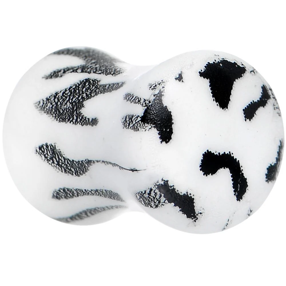 Leopard Print Glow in the Dark Saddle Plug 0G to 1 Inch - Image 5