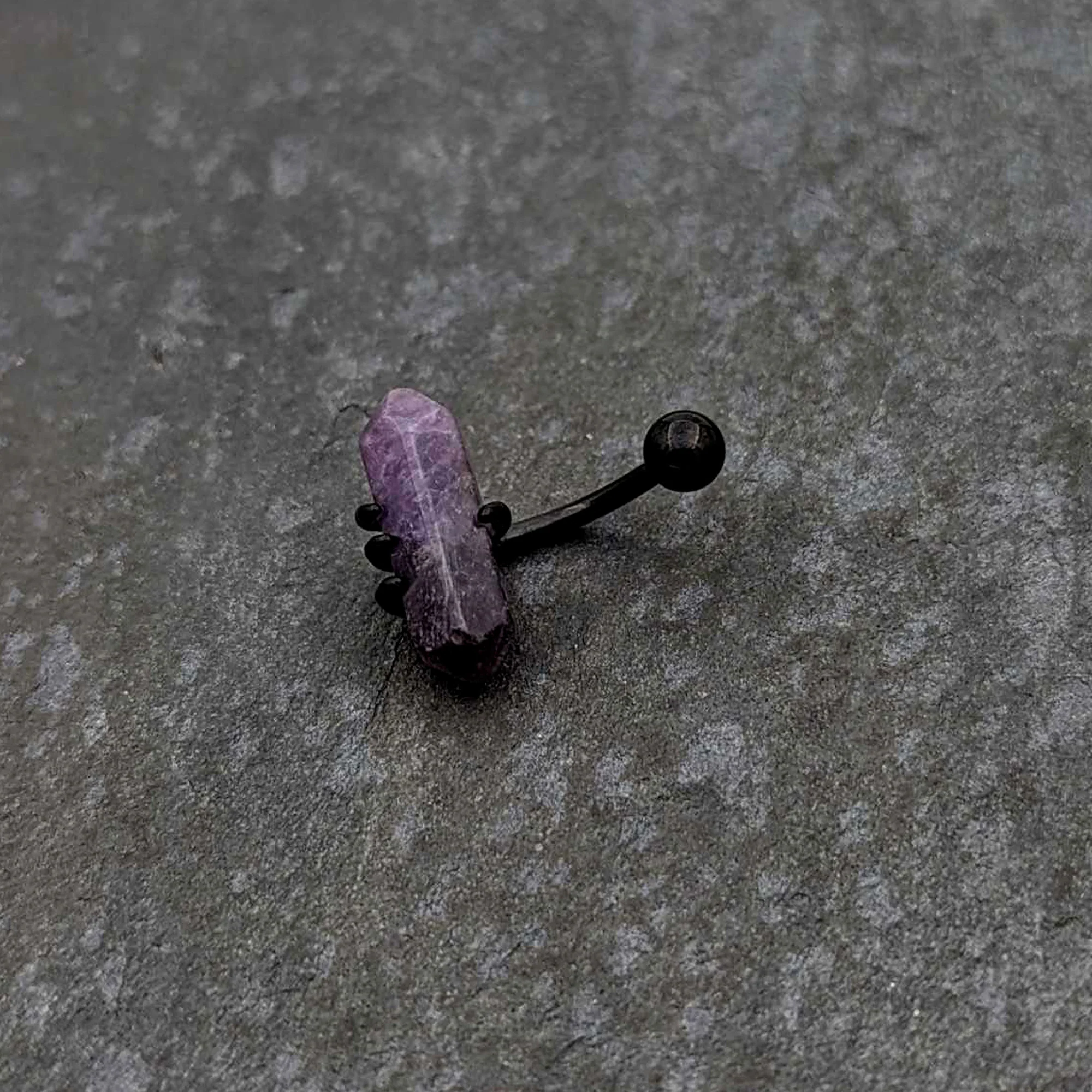 Purple Amethyst Stone Black Claw Belly Ring - Image 4